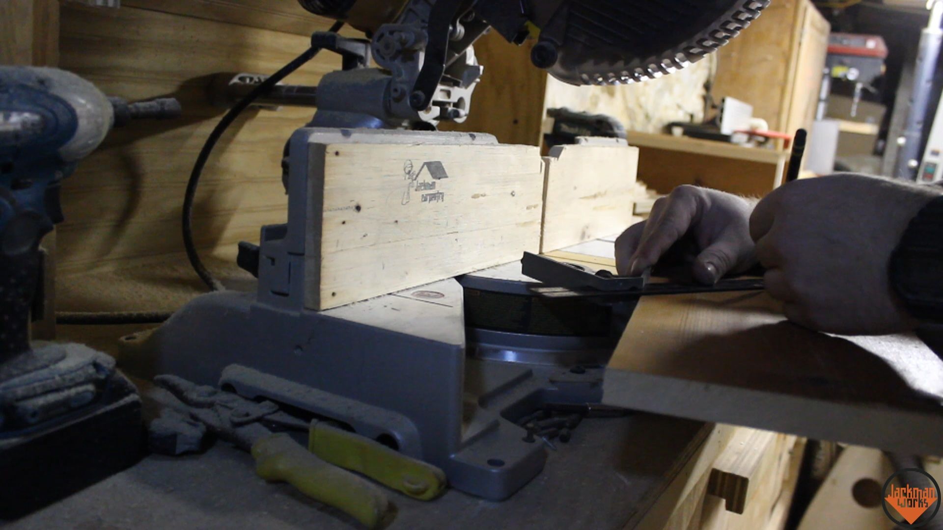 Reclaimed Wood Mailbox : 7 Steps (with Pictures) - Instructables