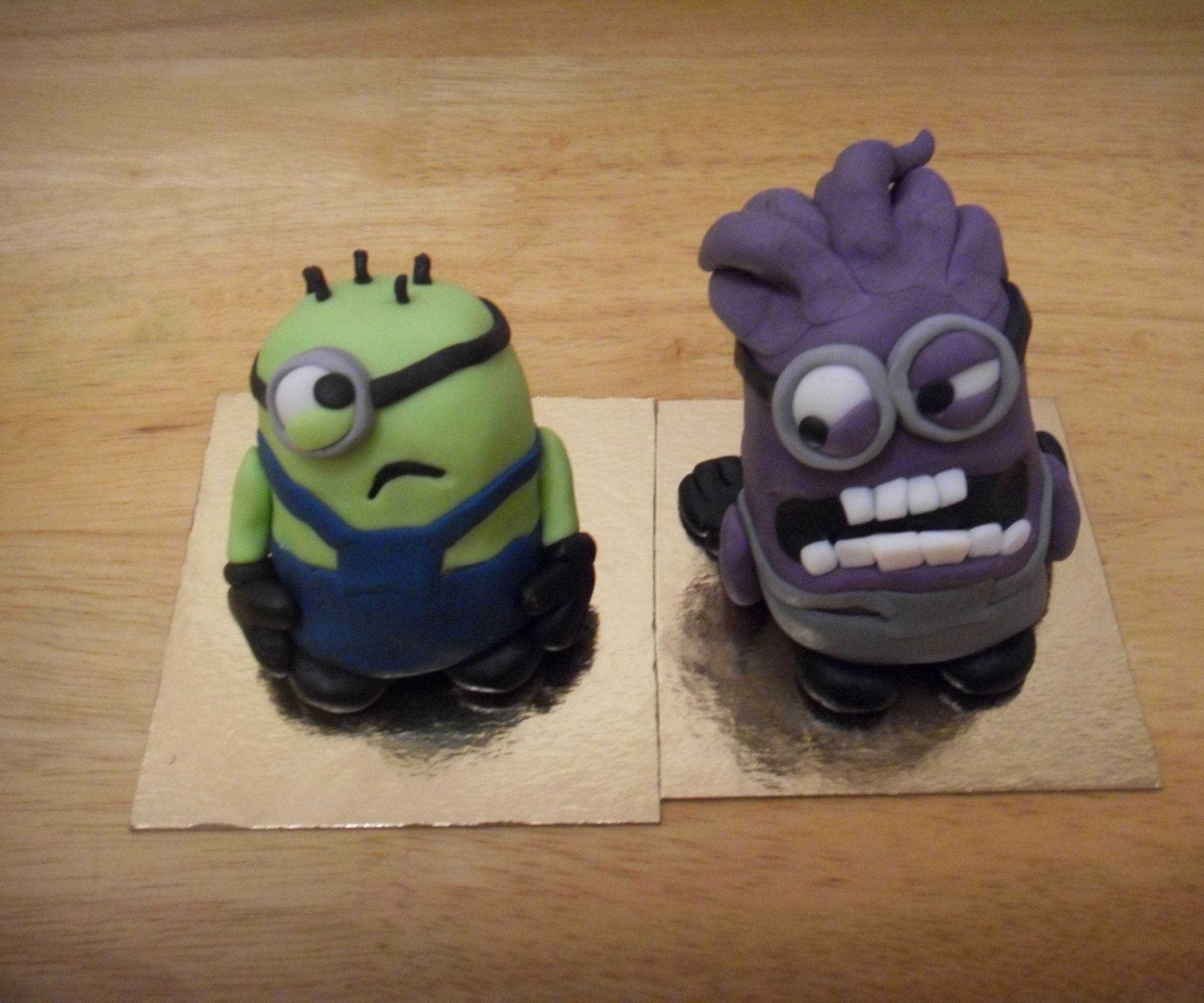 Minion Mini Cake Tutorial