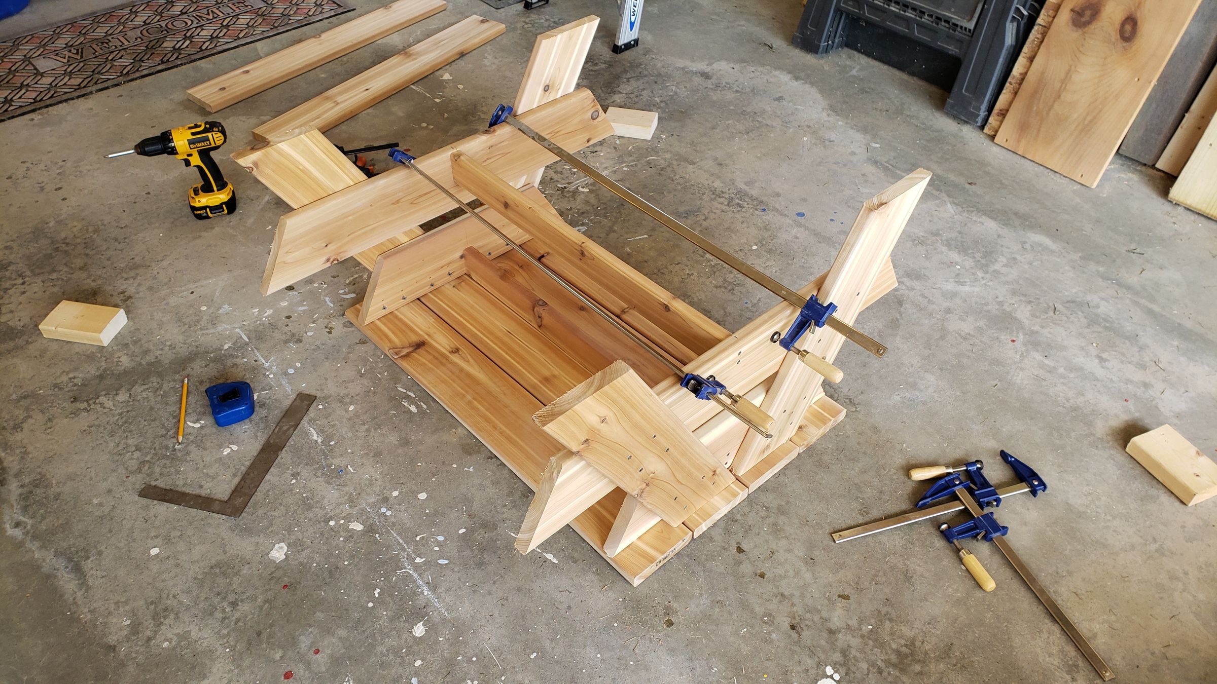 Attach Horizontal Support/footrest