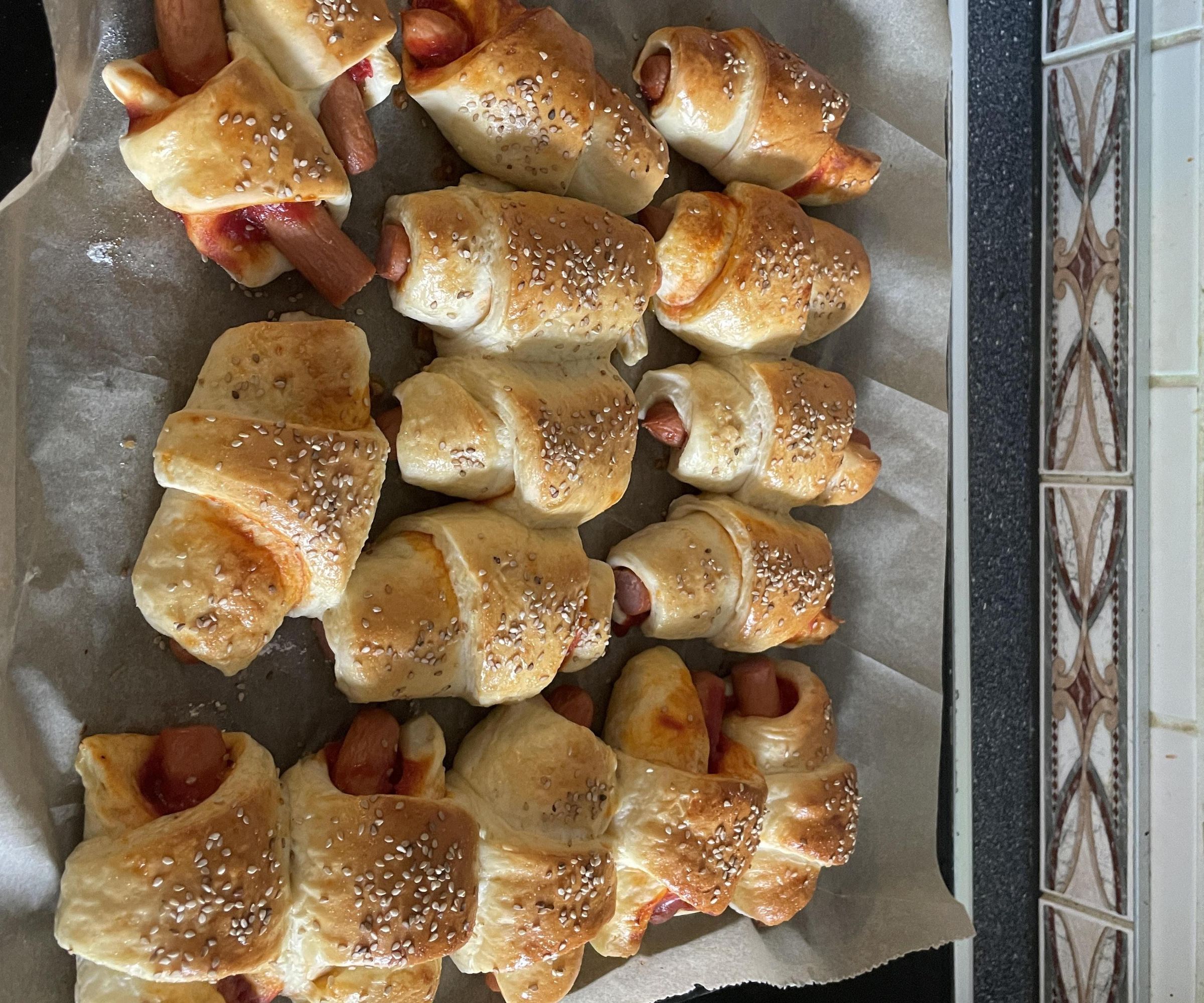 Danish "Pølsehorn" Recipe