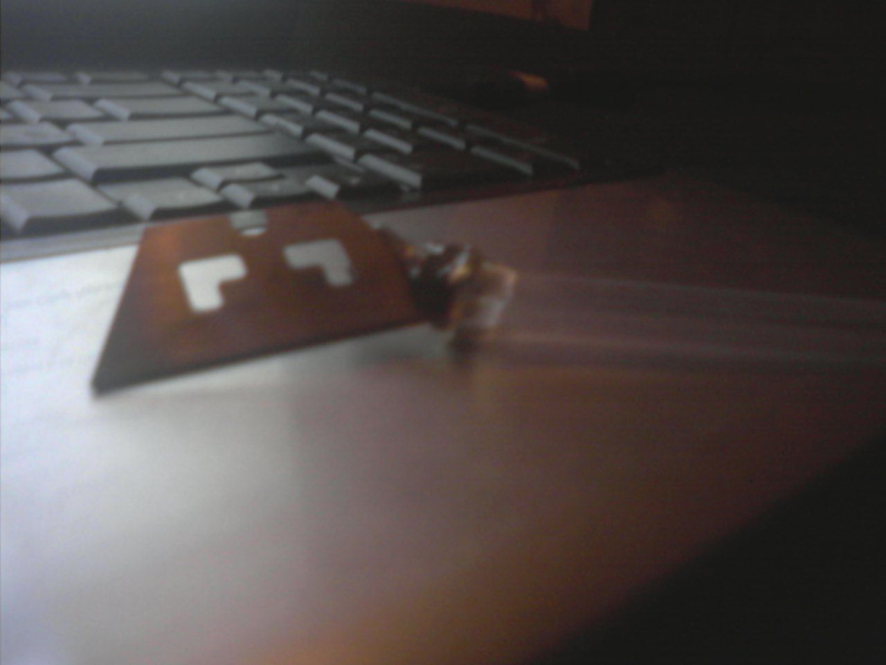 make your own x acto knife :3