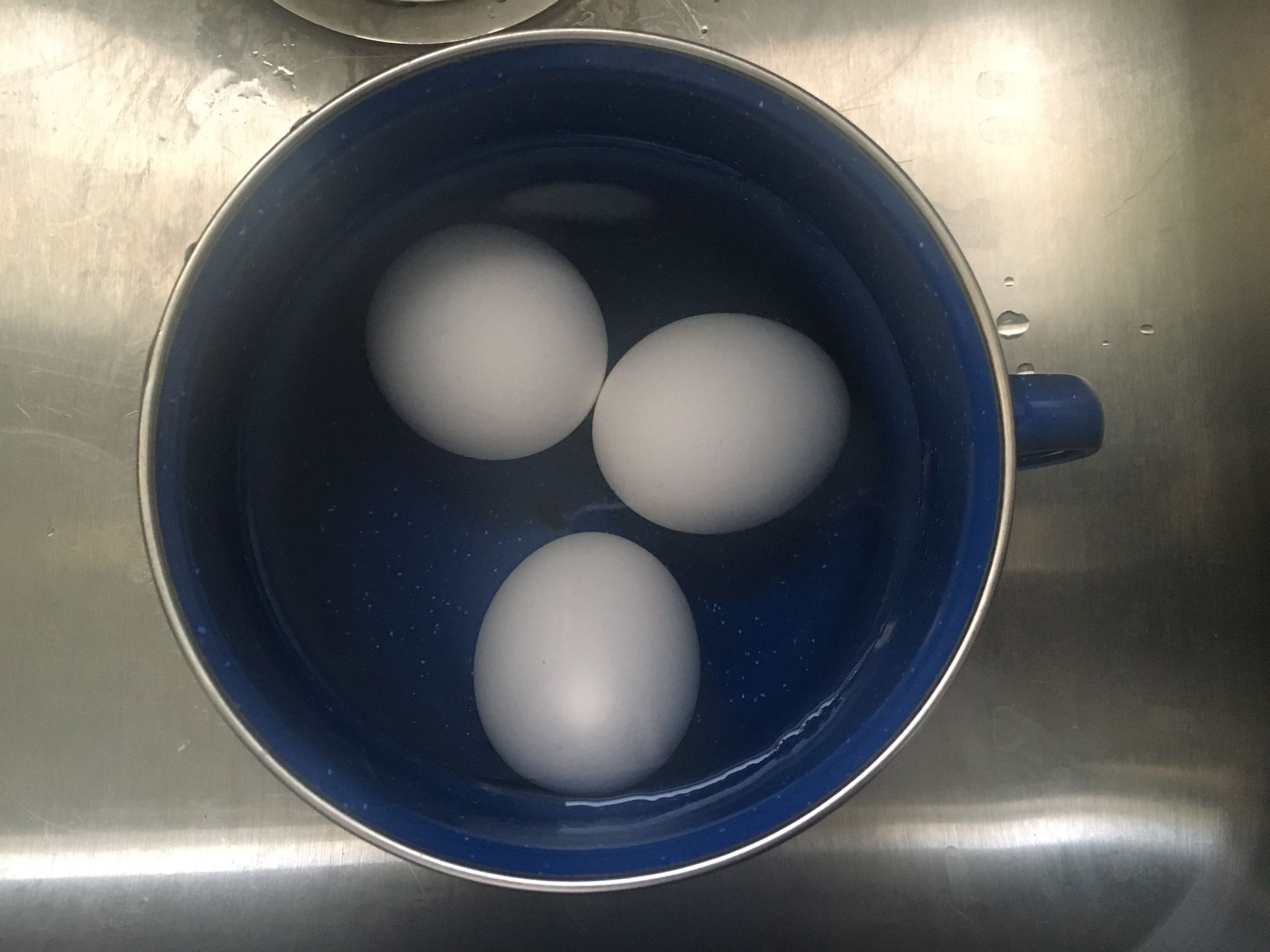 Picture of Baking Soda for Shaping Hard Boiled Eggs : 8 Steps (with Pictures ...