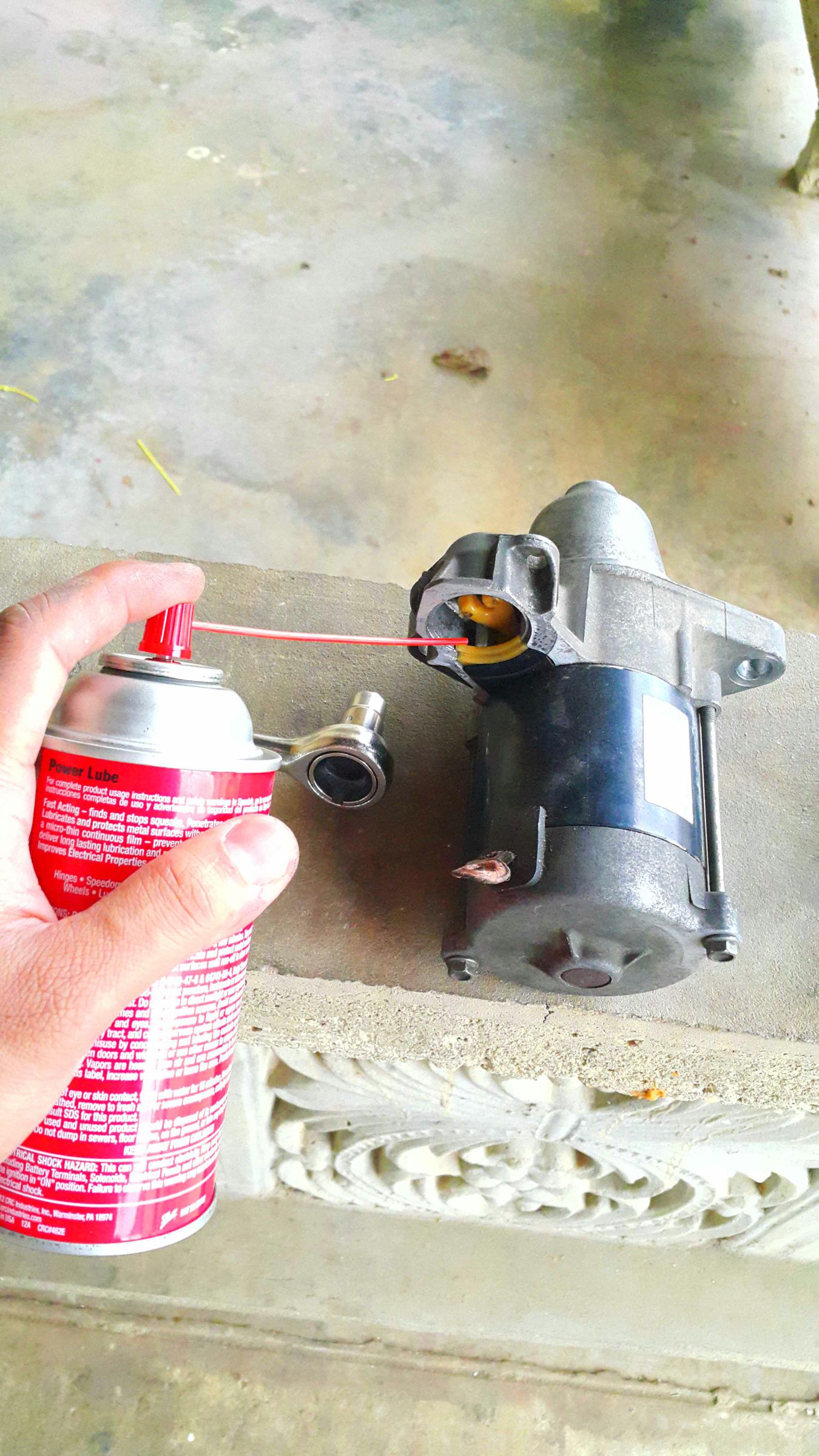 Replacing a Starter Solenoid (Honda Civic 1999, D15B Engine). 7 Steps