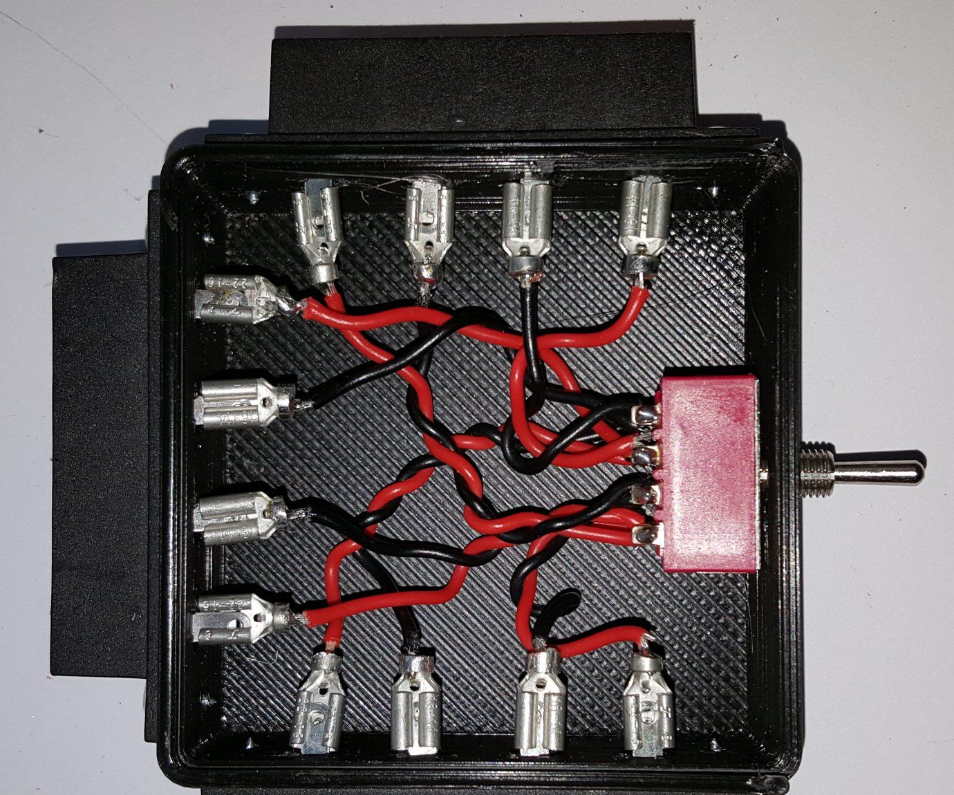 Two Way Speaker Switch 3 Steps (with Pictures) Instructables