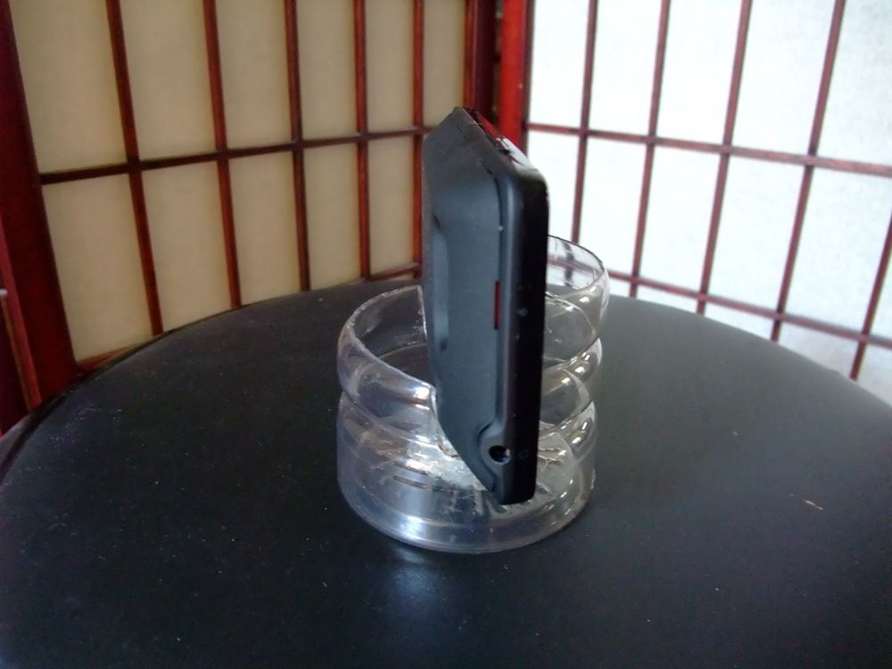 Tripod Adapter Mount for IPhone, HTC Evo, &c.