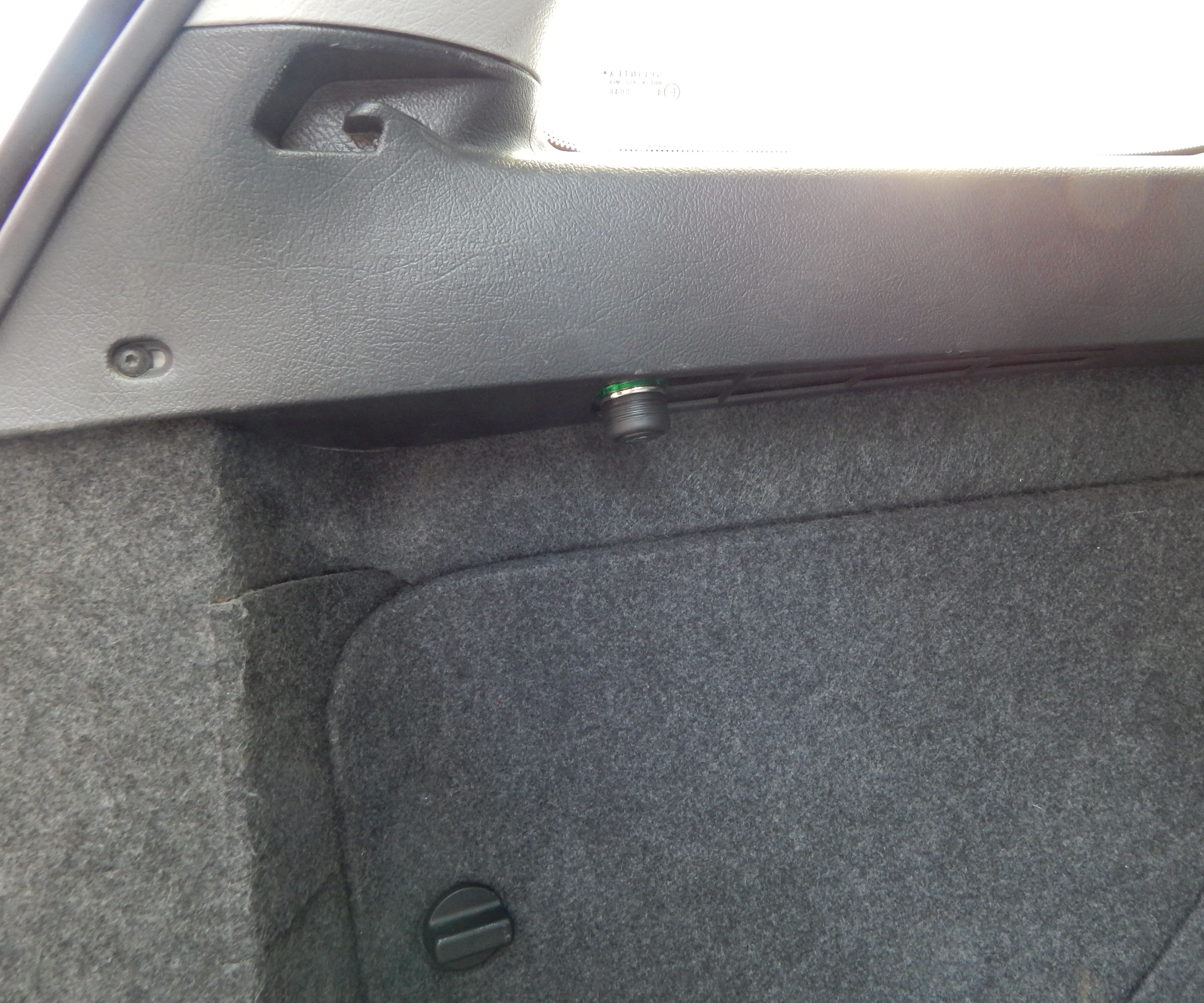 12V Source for trunk 