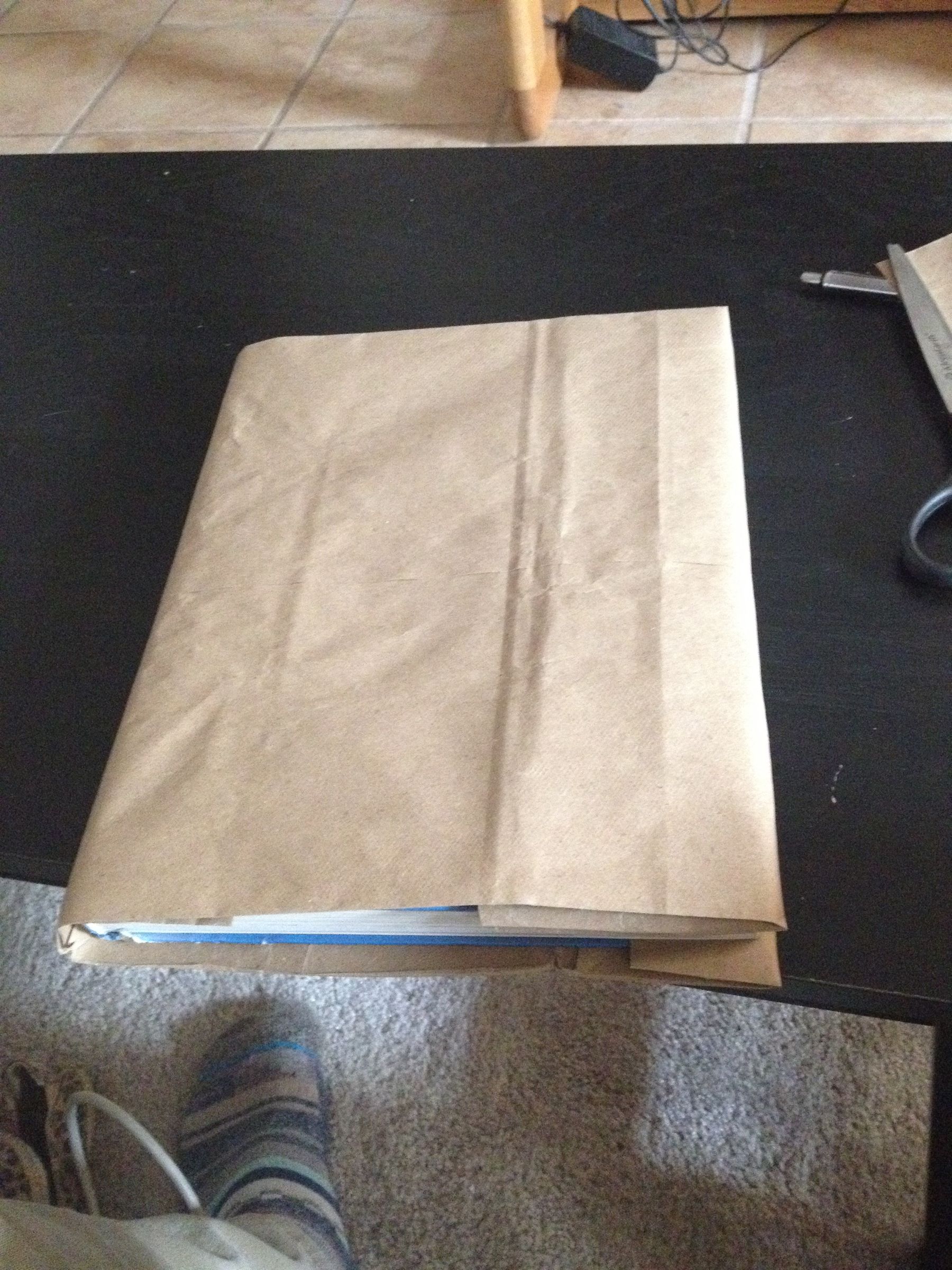 How to Make a Cheap Book Cover! 6 Steps Instructables