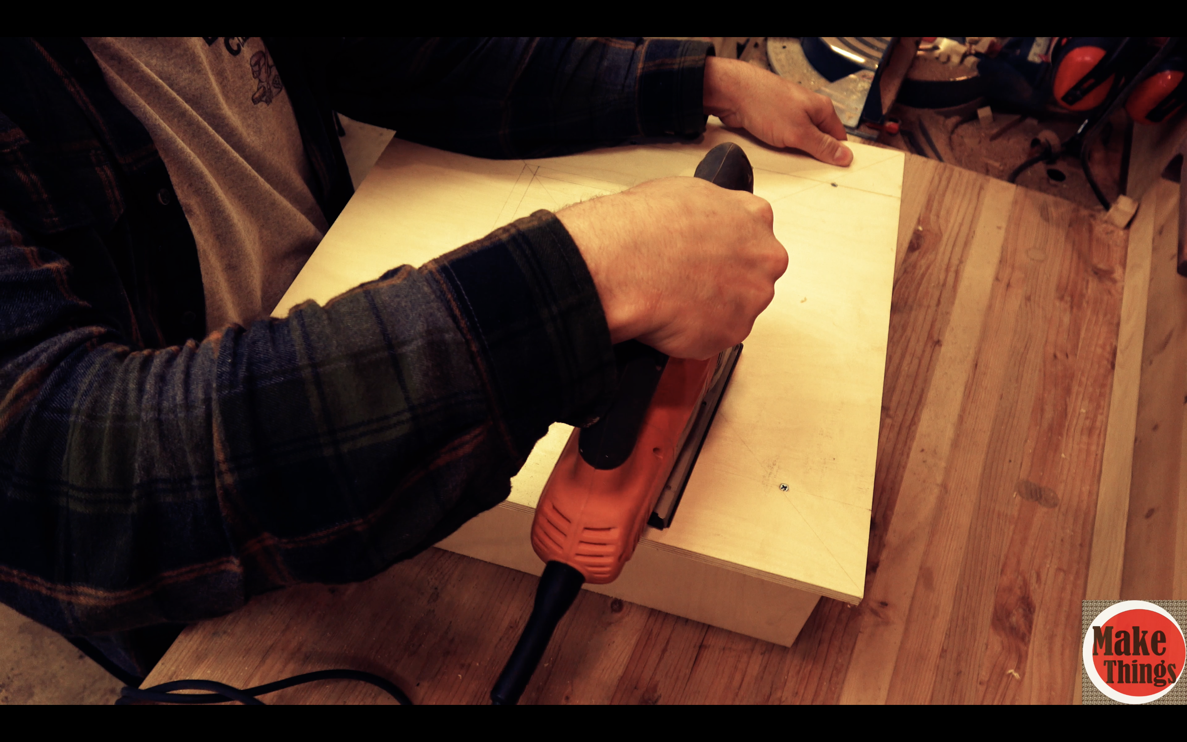 Desktop Router Table Using Only 3 HAND Power Tools : 12 Steps (with ...