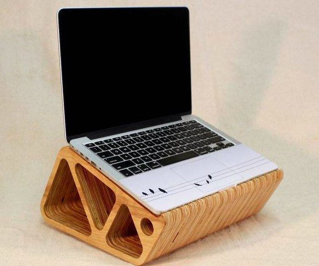 A Laptop Stand... Out of Plywood!