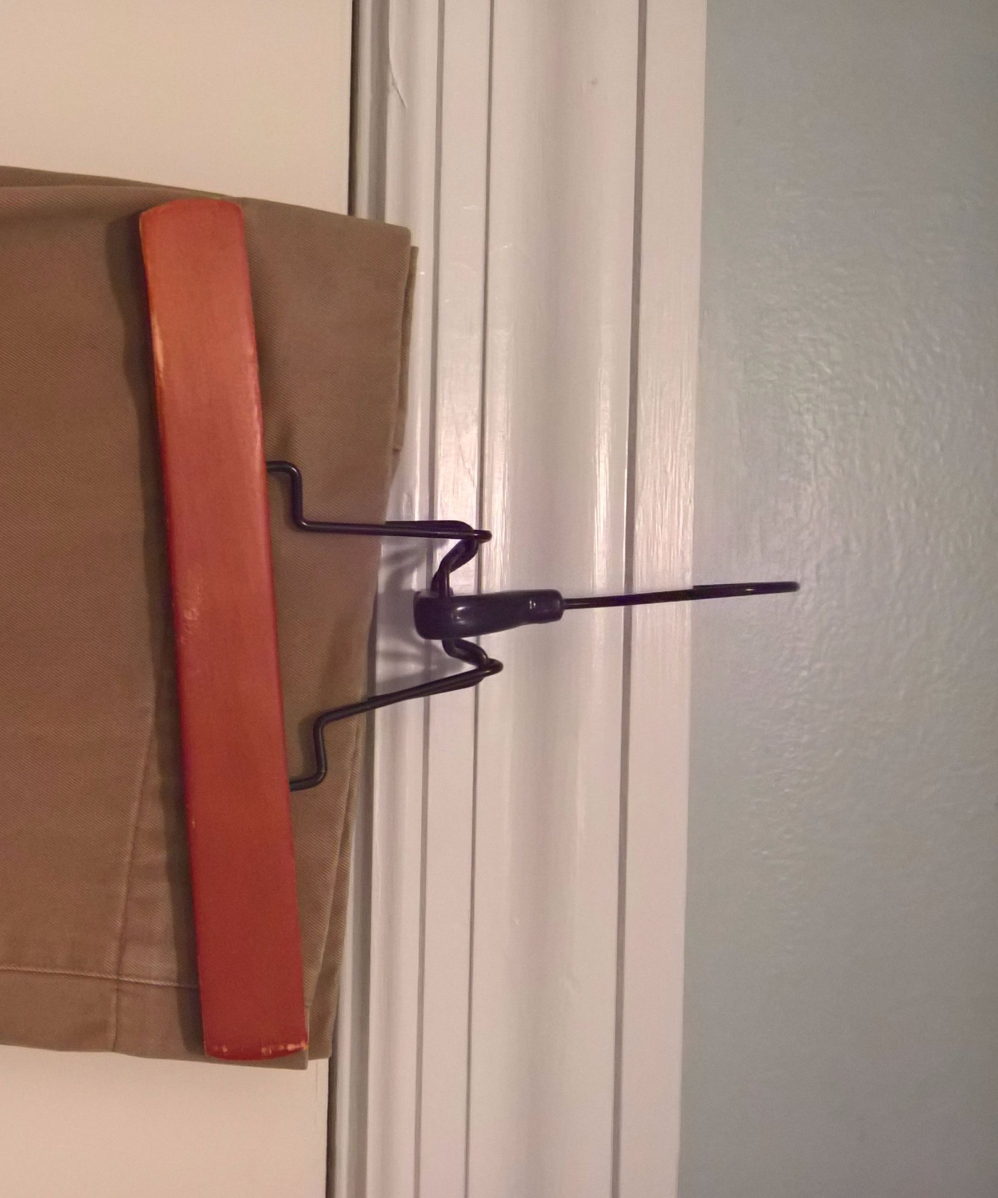 Pants Hangers With Better Grip