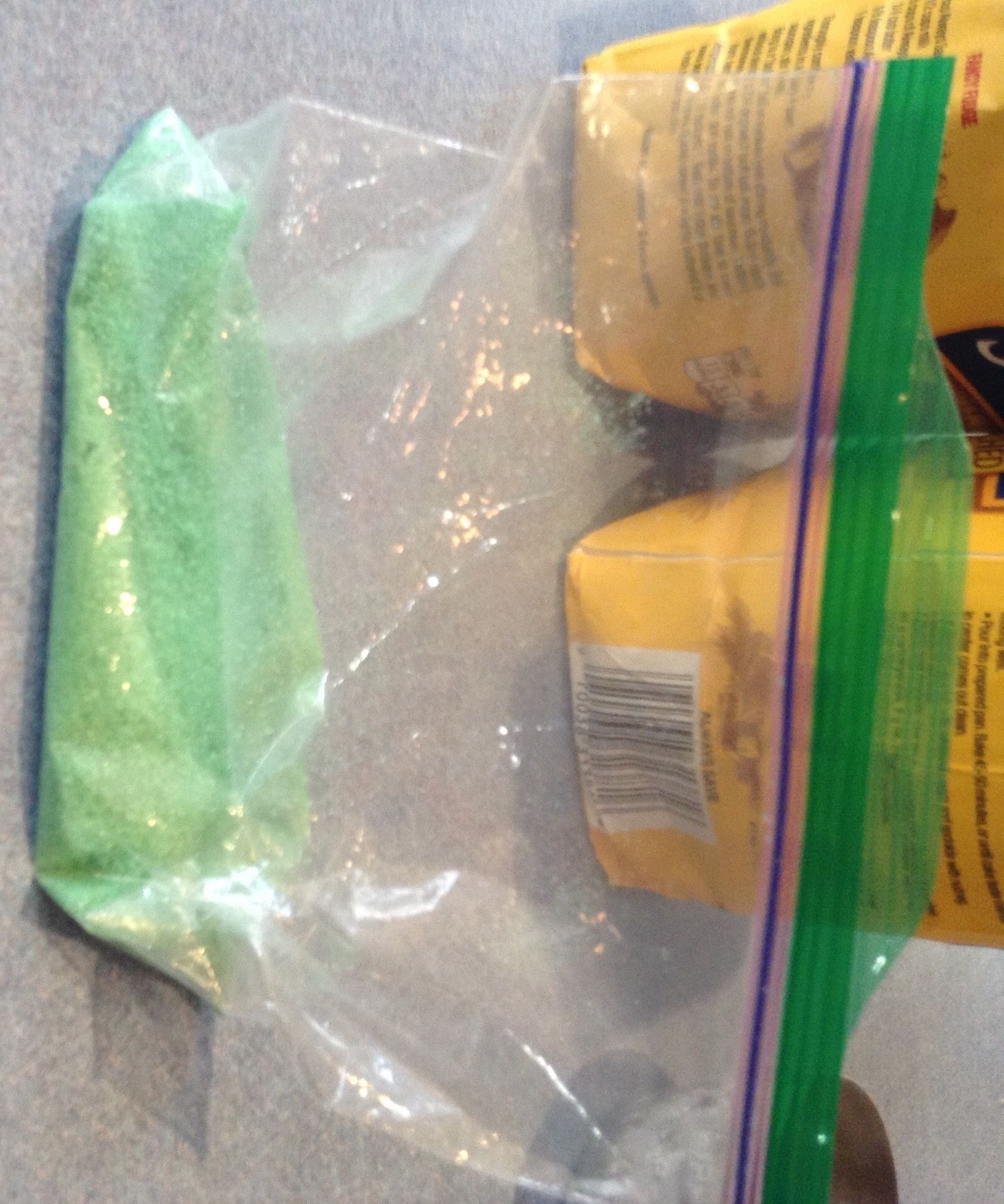 Easy Sugar Glitter in Three Steps 