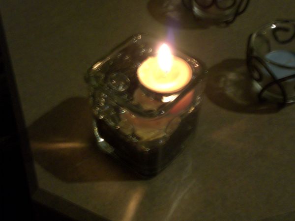 Cheap Elegant Table Center Piece With Matching Candle
