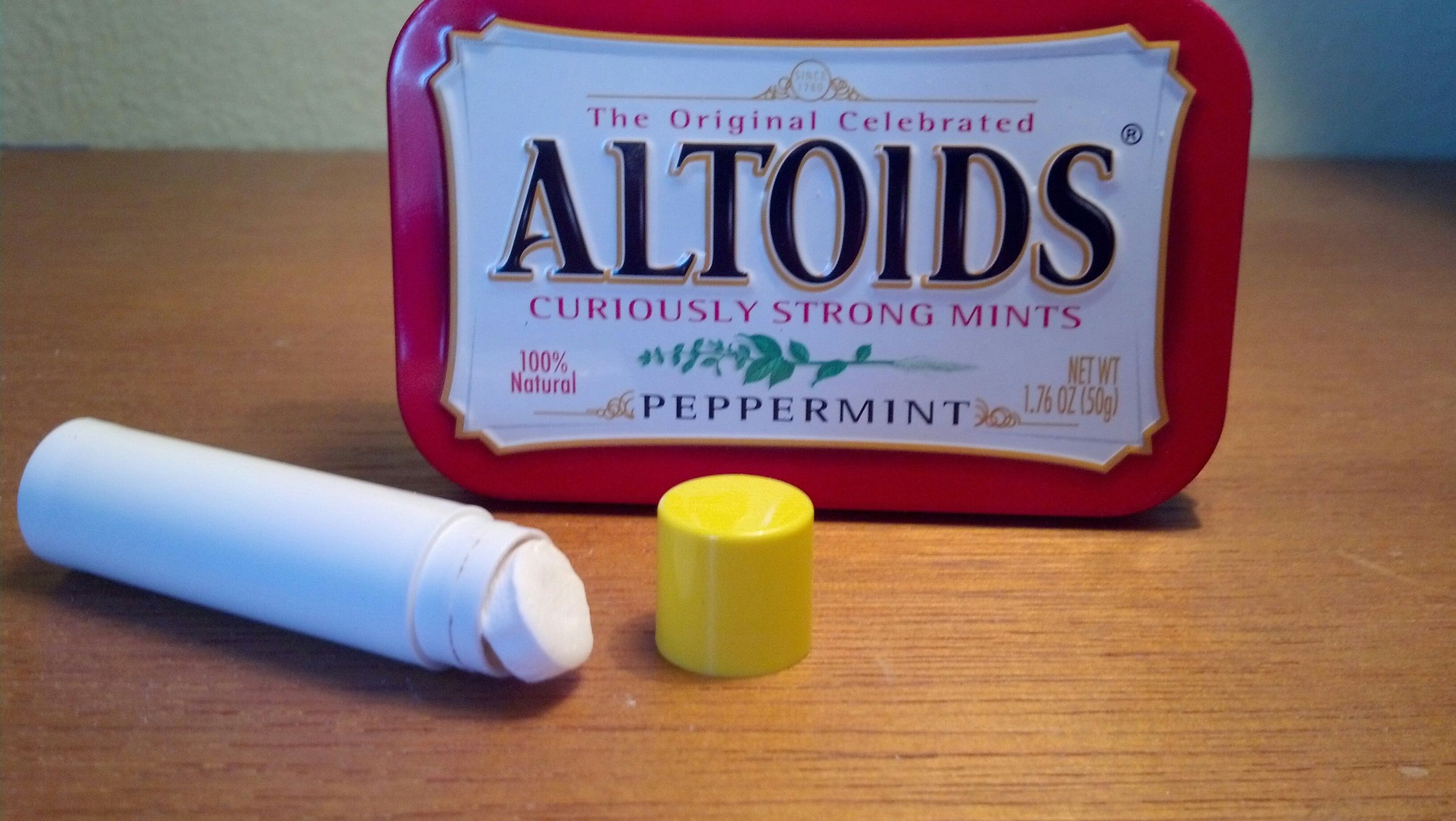SECRET: Chapstick Tube Altoid Dispenser! 