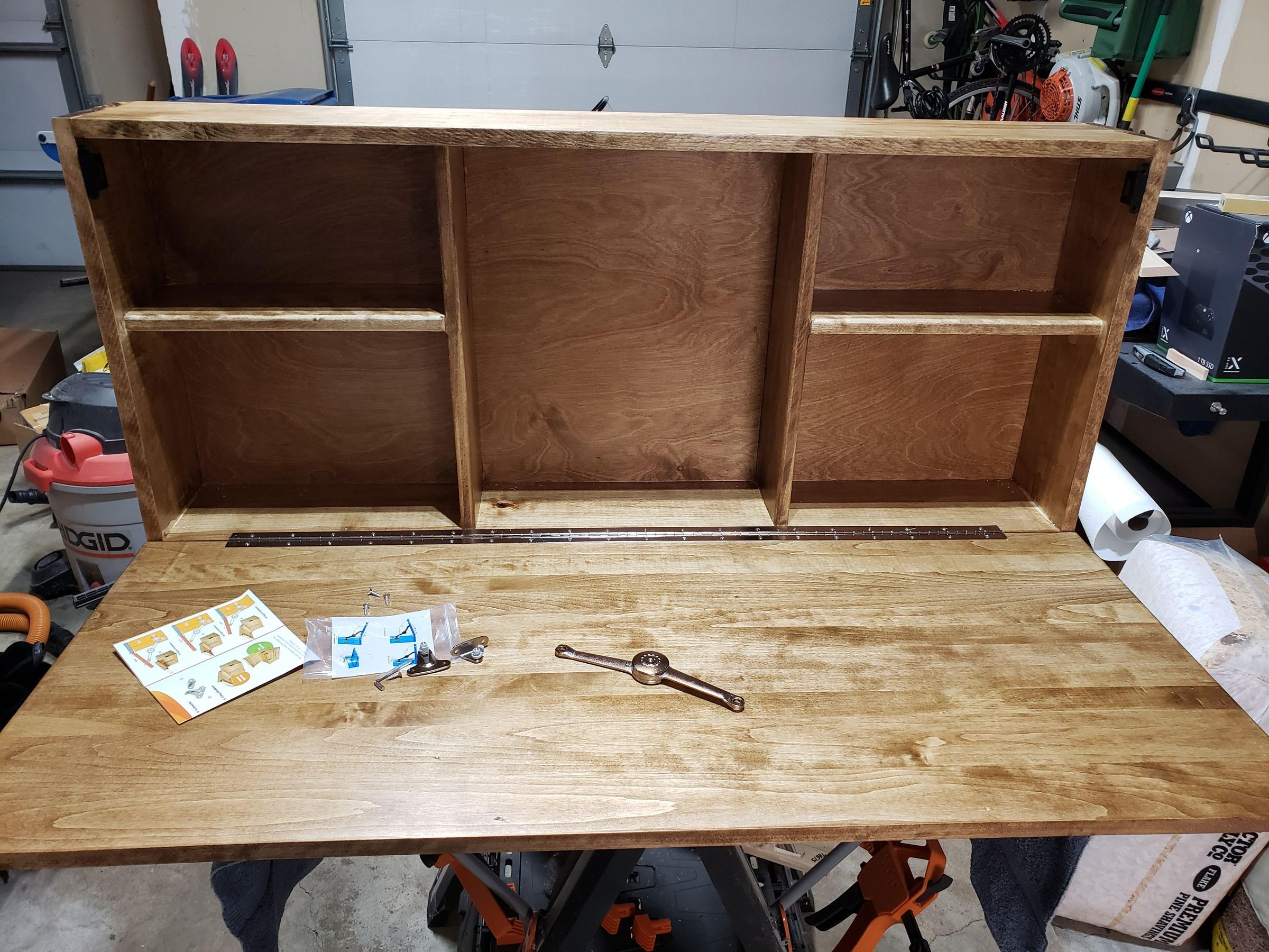 Folding (Murphy) Wall Desk : 10 Steps - Instructables