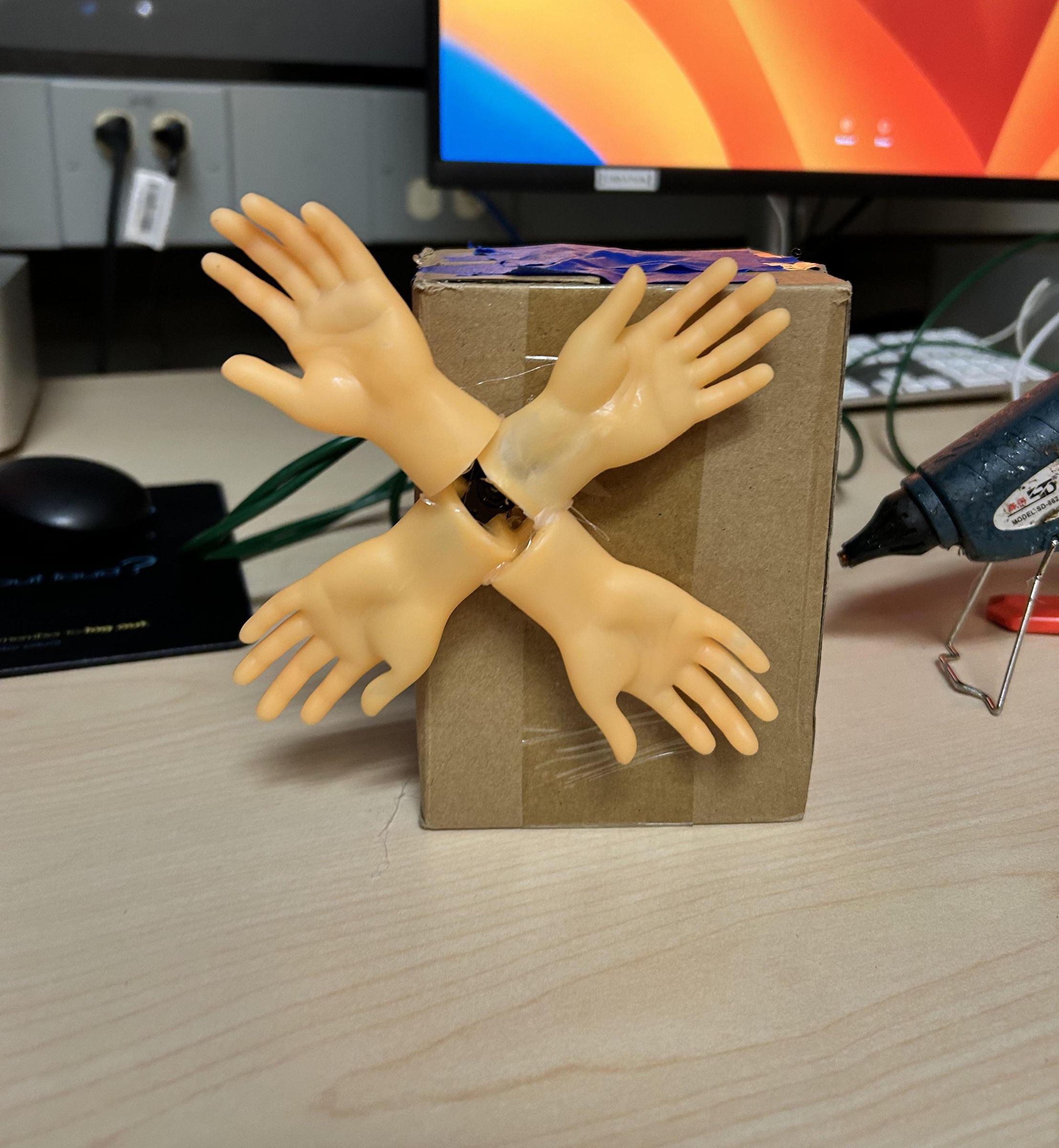 Make a Wavebot Using Ultrasonic Sensor and Servo Motor