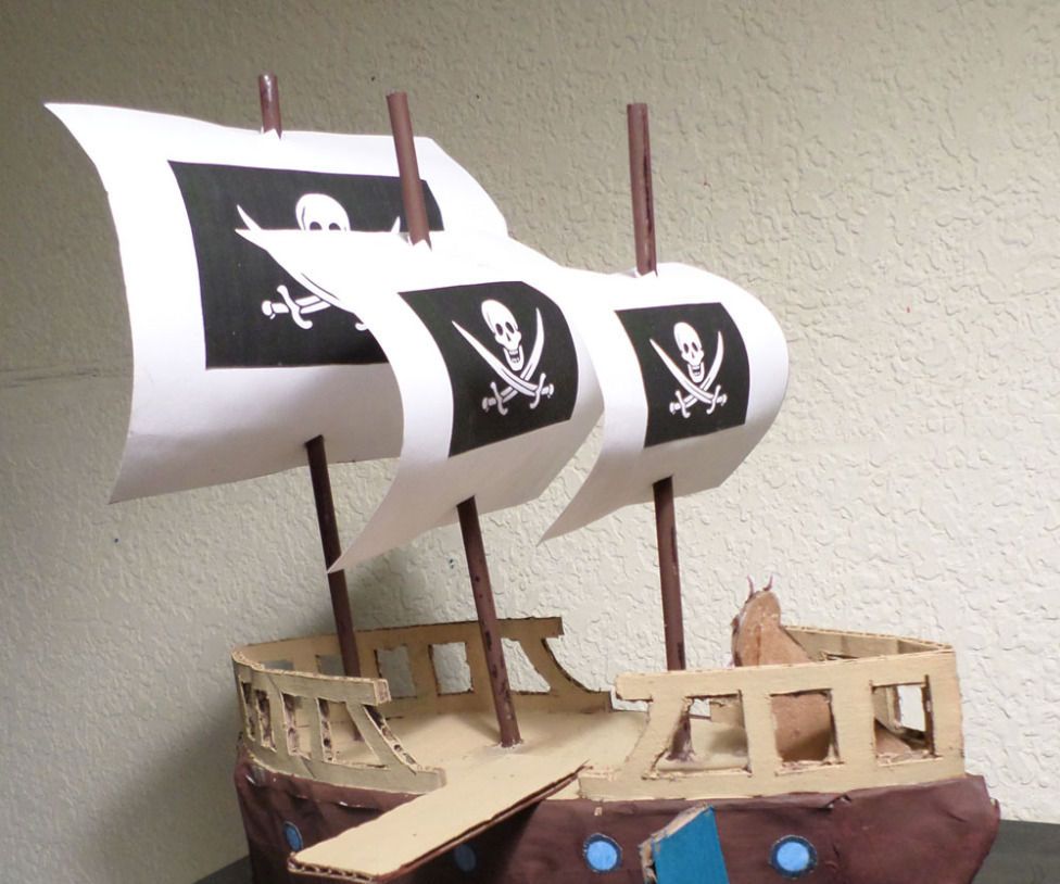How to Make a Cardboard Ship With Sails and Plank