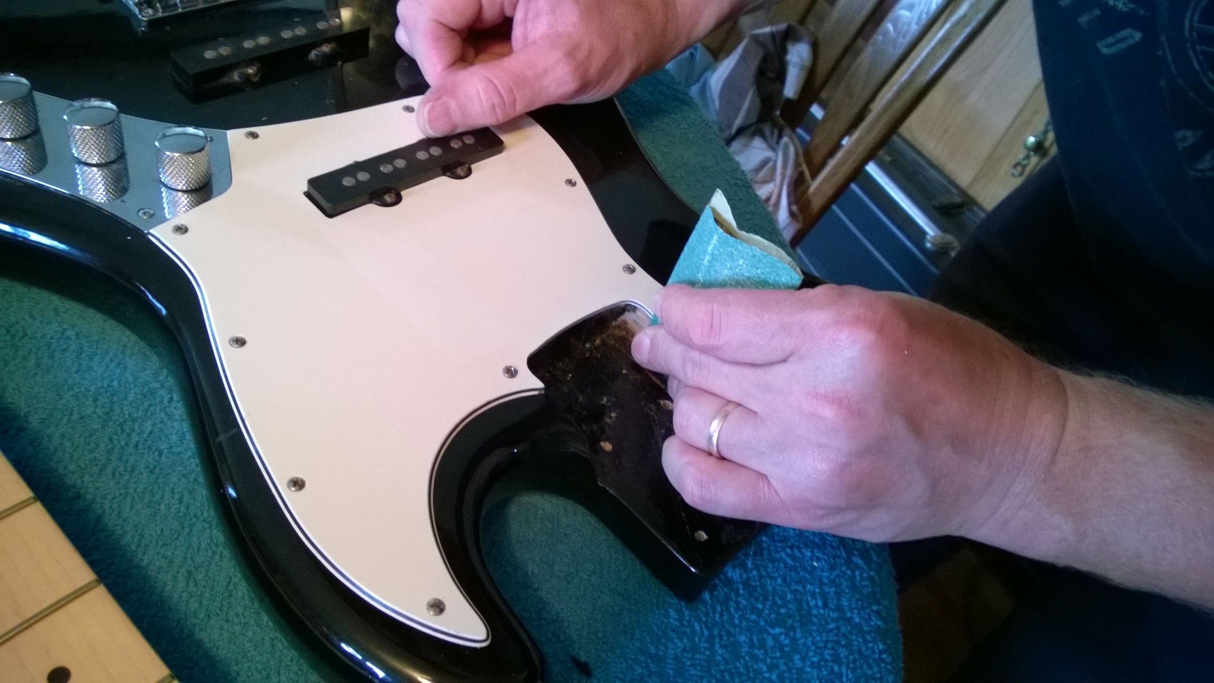 Replacing a Jazz Bass Neck 4 Steps (with Pictures) Instructables