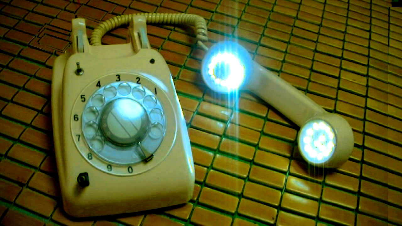 DIY-Hack a Retro Old Phone to LED Unit & Cellphone Audio Amplifier