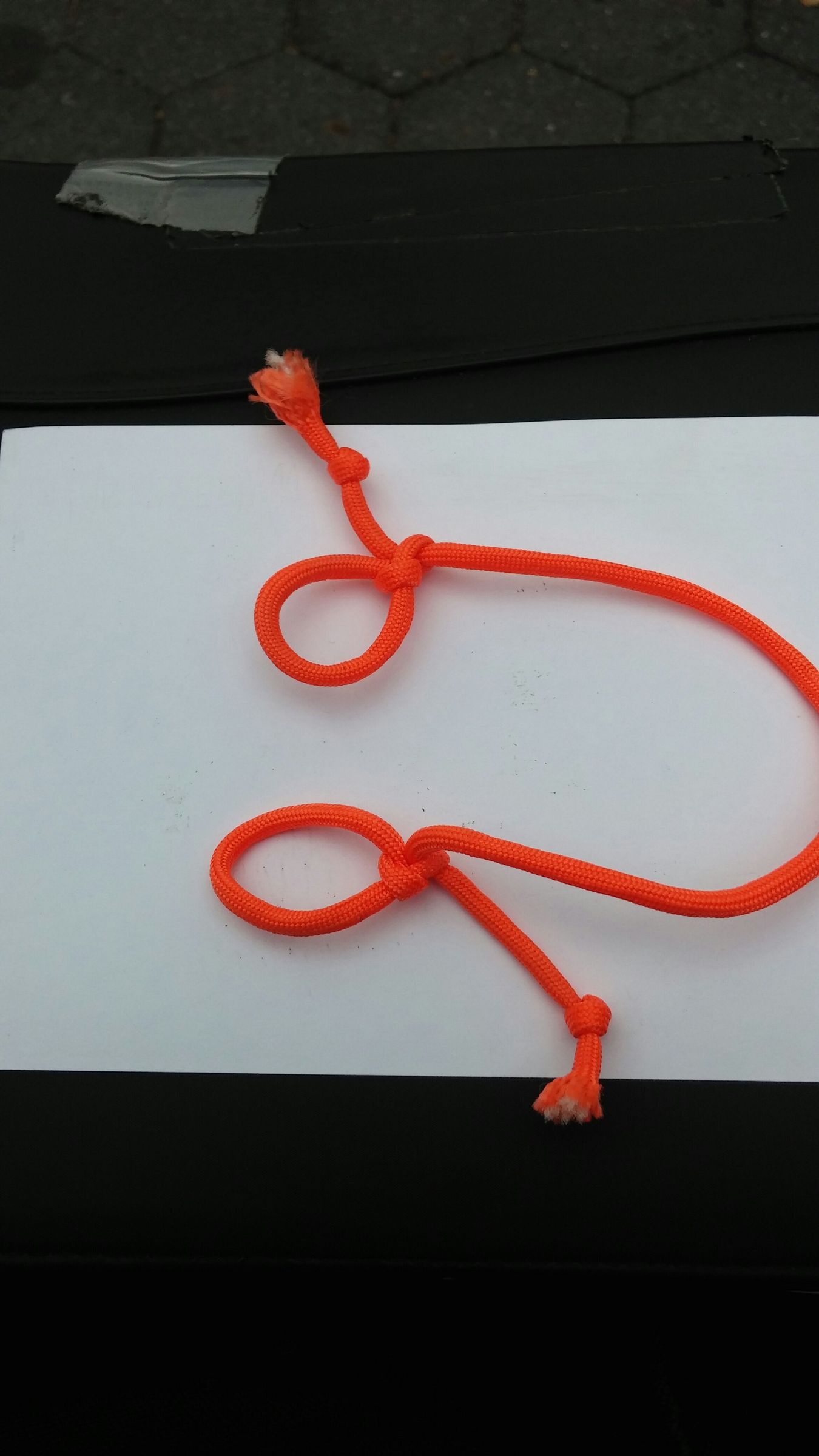 Strong Paracord Loops 4 Steps Instructables