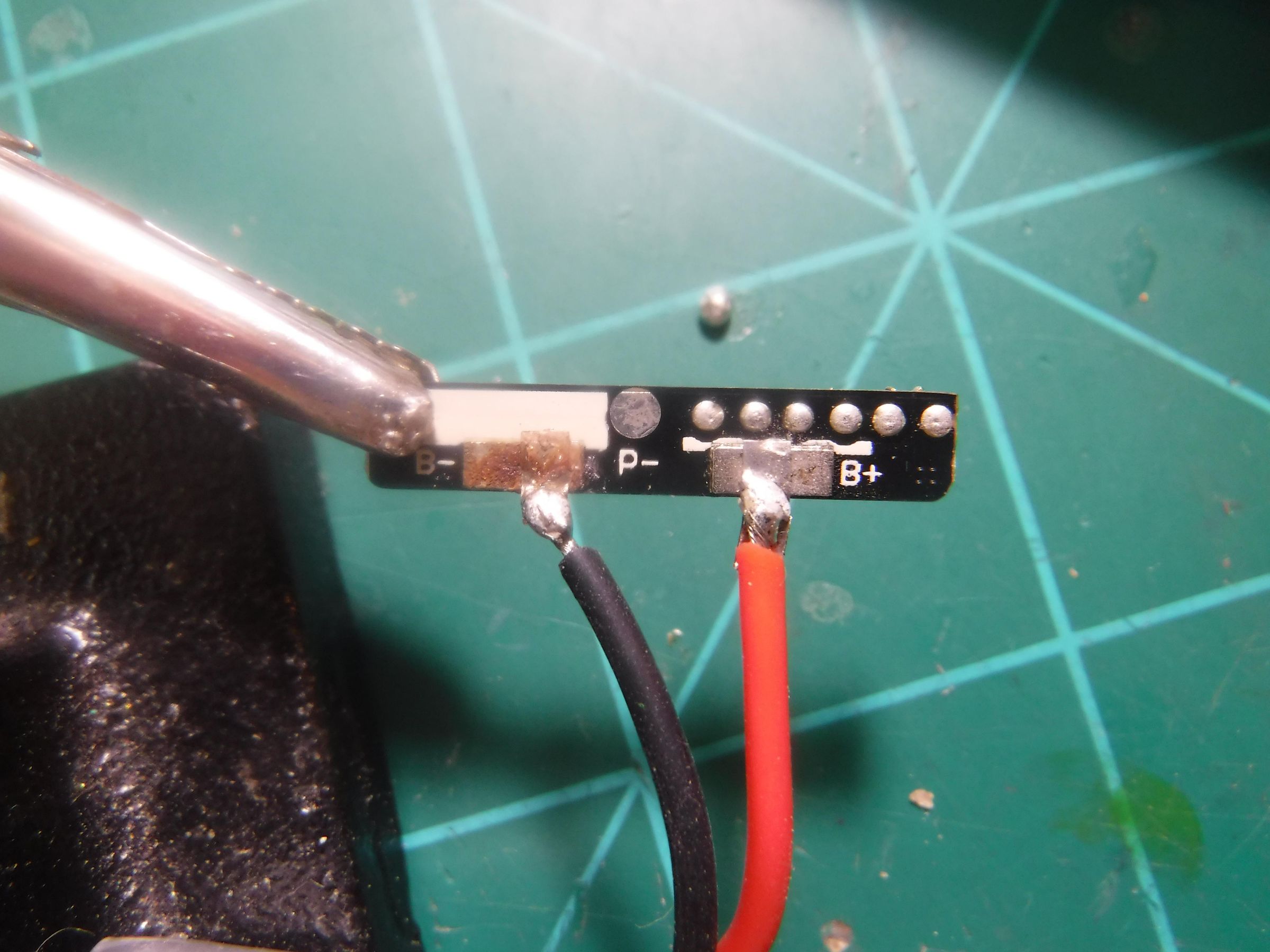 How to Replace the Battery Inside a Camera Battery. : 3 Steps ...