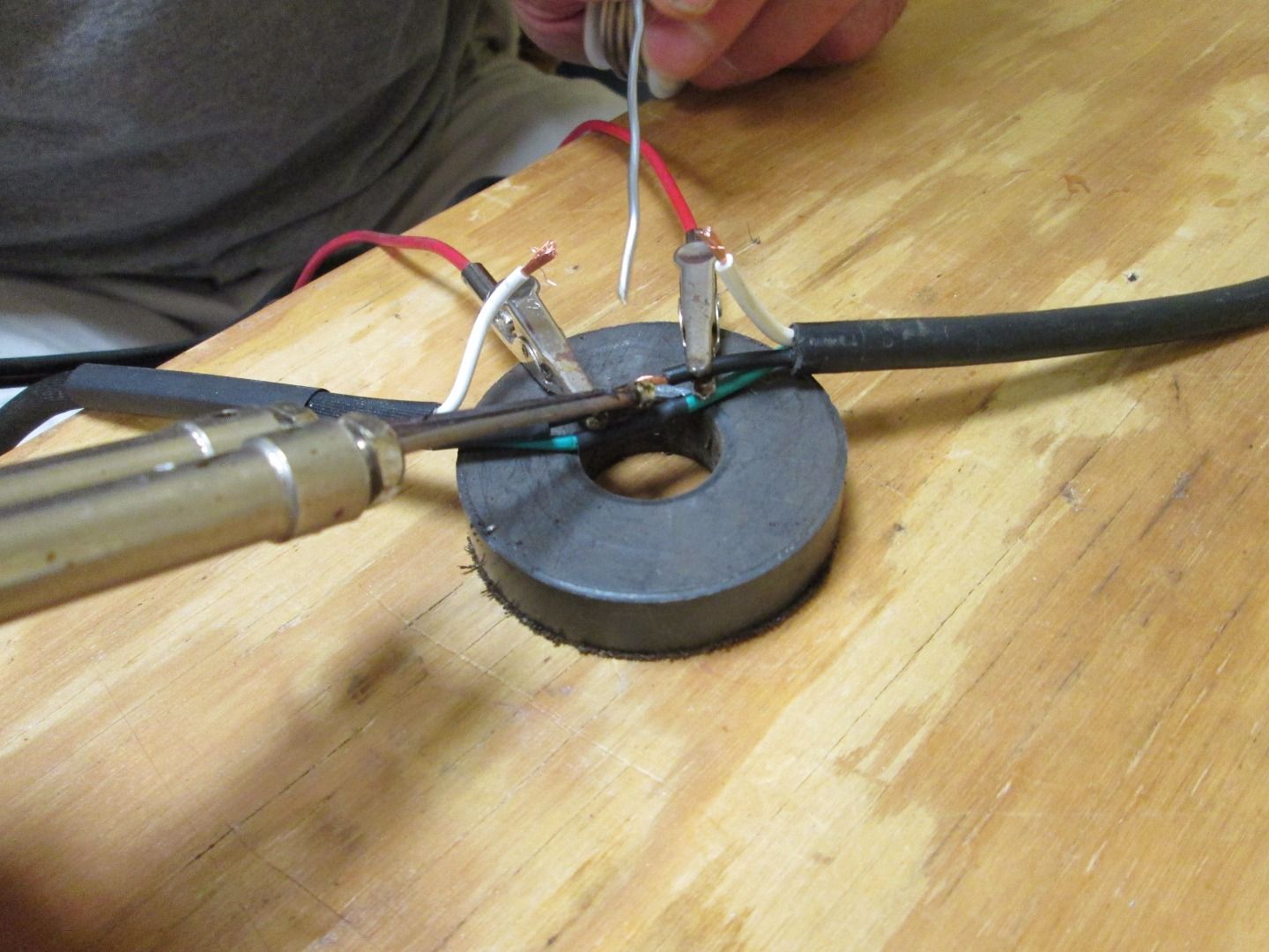 Repair a Sweeper / Shampooer Cord 7 Steps Instructables