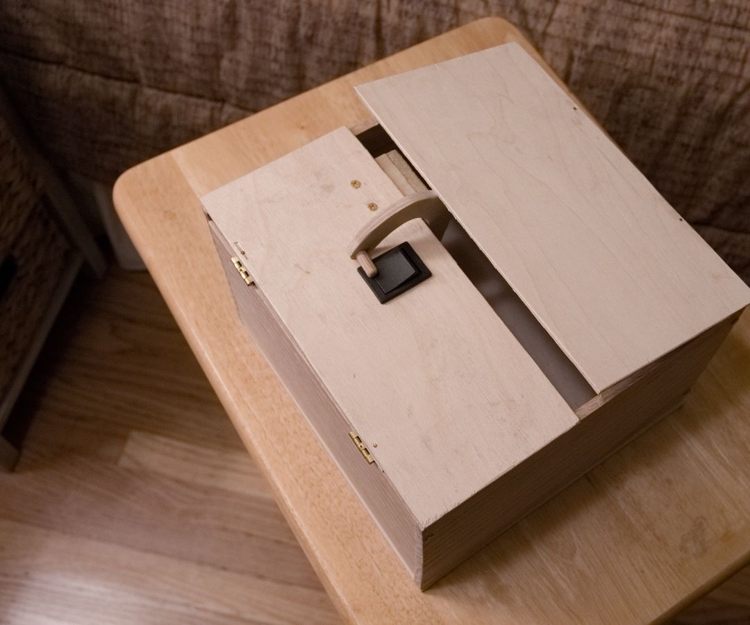 Supercapacitor Useless Machine or Dialog With Smart Guy