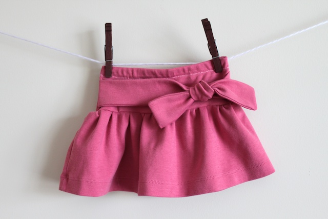 Knot-Me Tie Skirt Tutorial