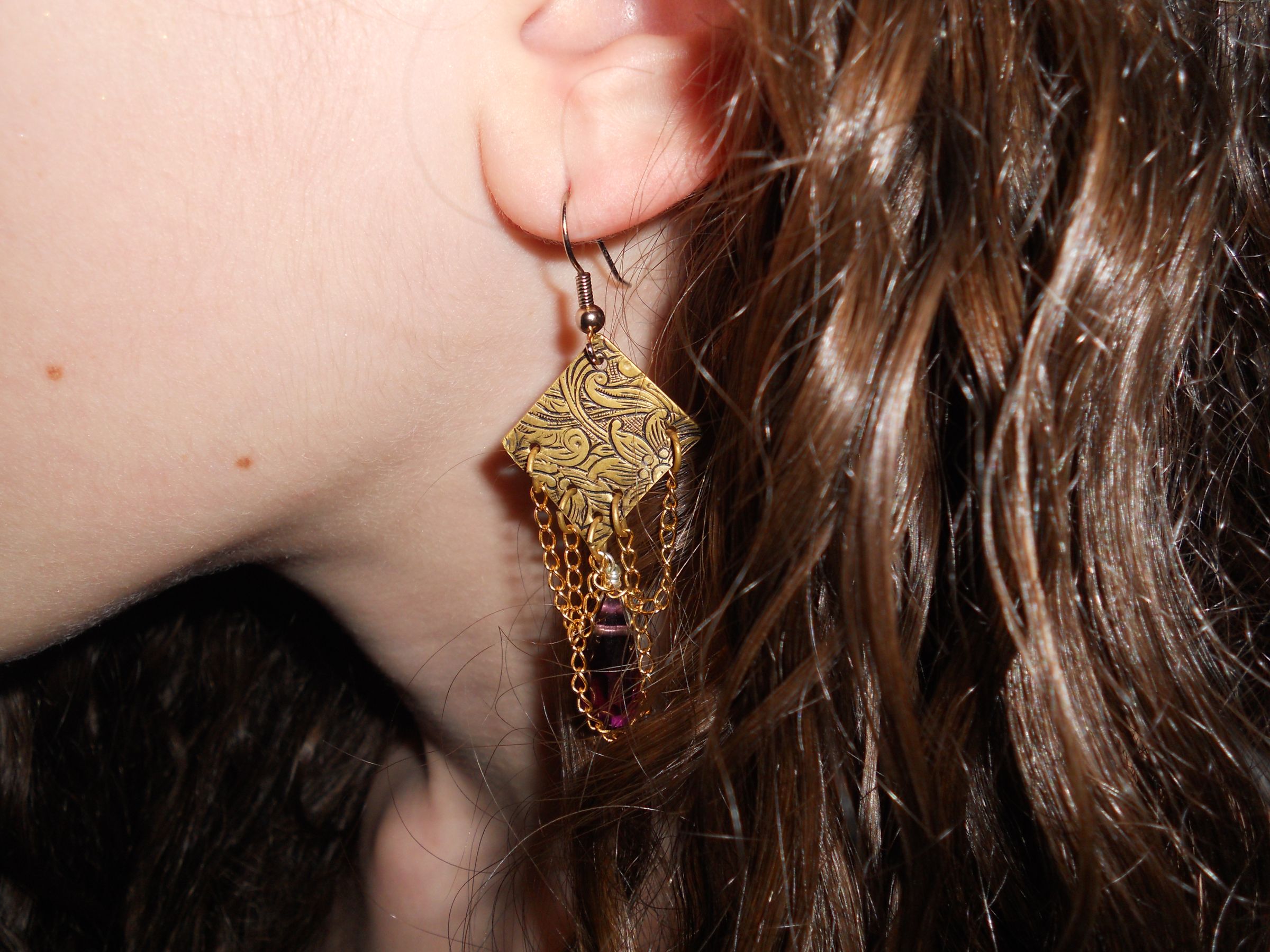 Easy Brass Earring with a Purple Swarovski Teardrop