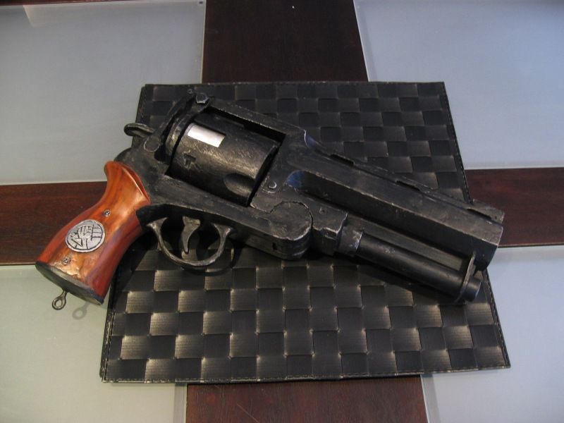 PROP the Hellboy Samaritan Gun