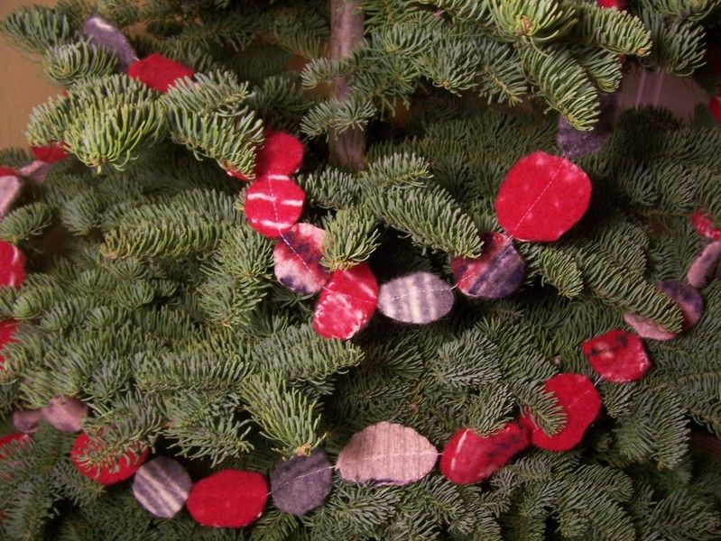 Felted garland for your Christmas tree