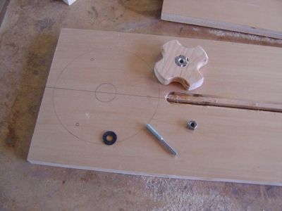 How to Make a Router Circle Cutting Jig : 8 Steps (with Pictures ...