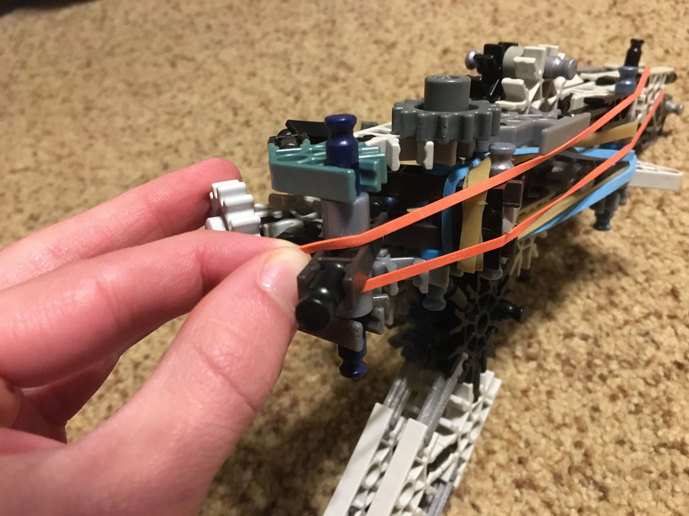 K'nex Semiauto Rubber Band Gun 6 Steps Instructables