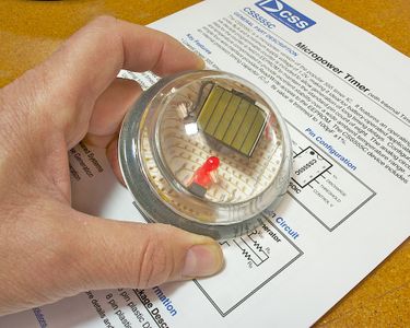 Electronic Paperweight