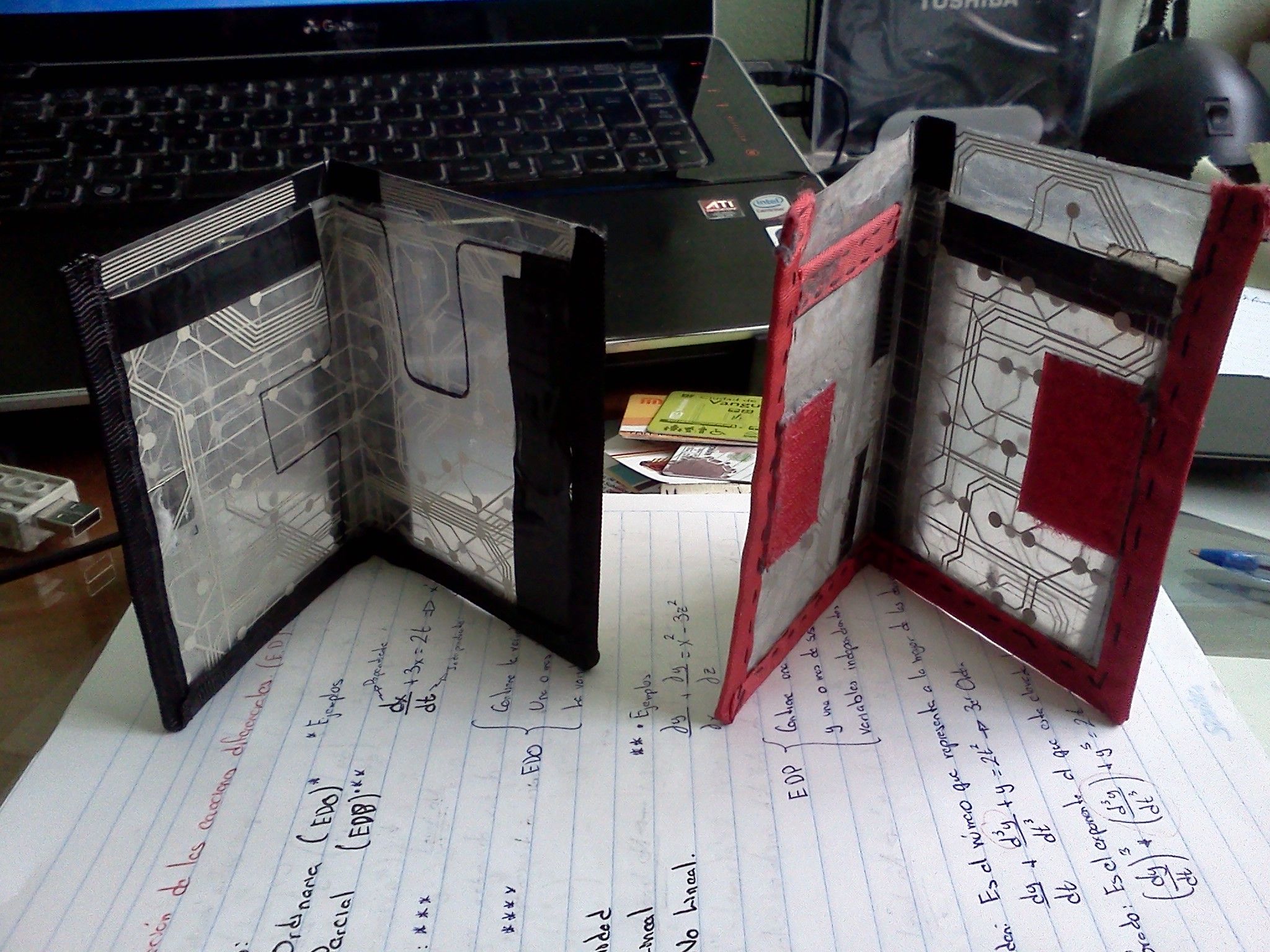 Keyboard Wallet With Magnetic Closure - Instructables
