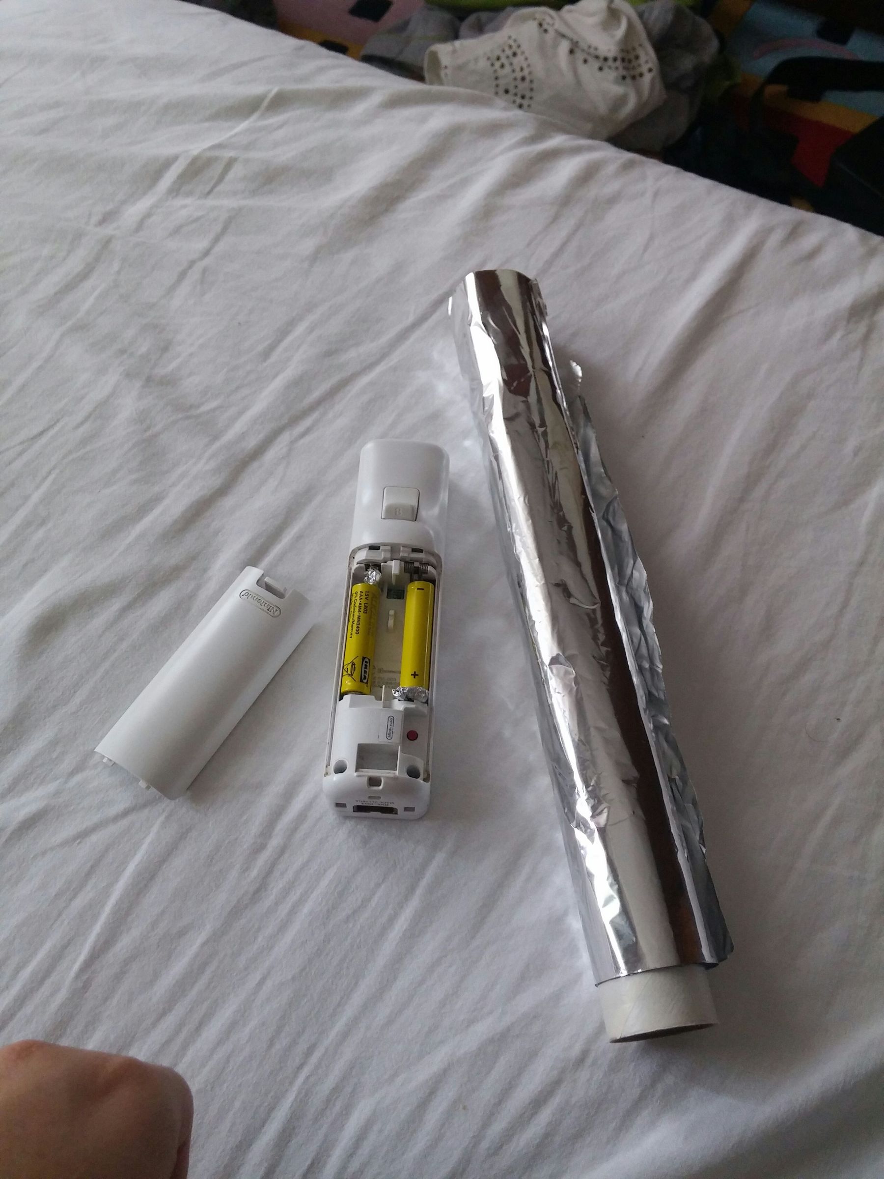 Adapt Smaller Batteries for  Remote Controllers