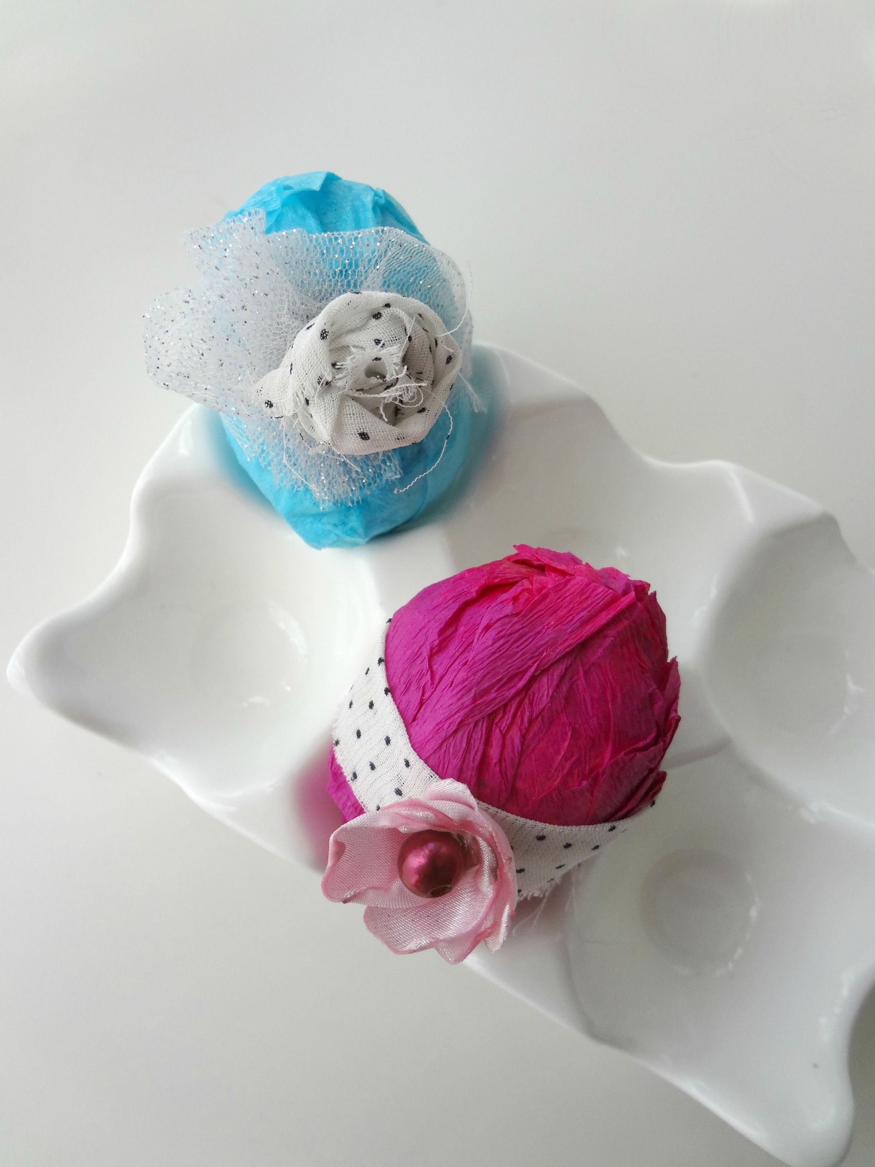 Romantic Crepe Paper Easter Eggs 3 Steps Instructables