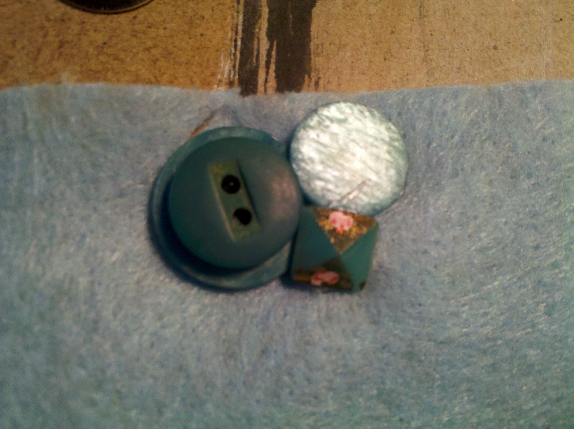 DIY Button Necklace 7 Steps (with Pictures) Instructables