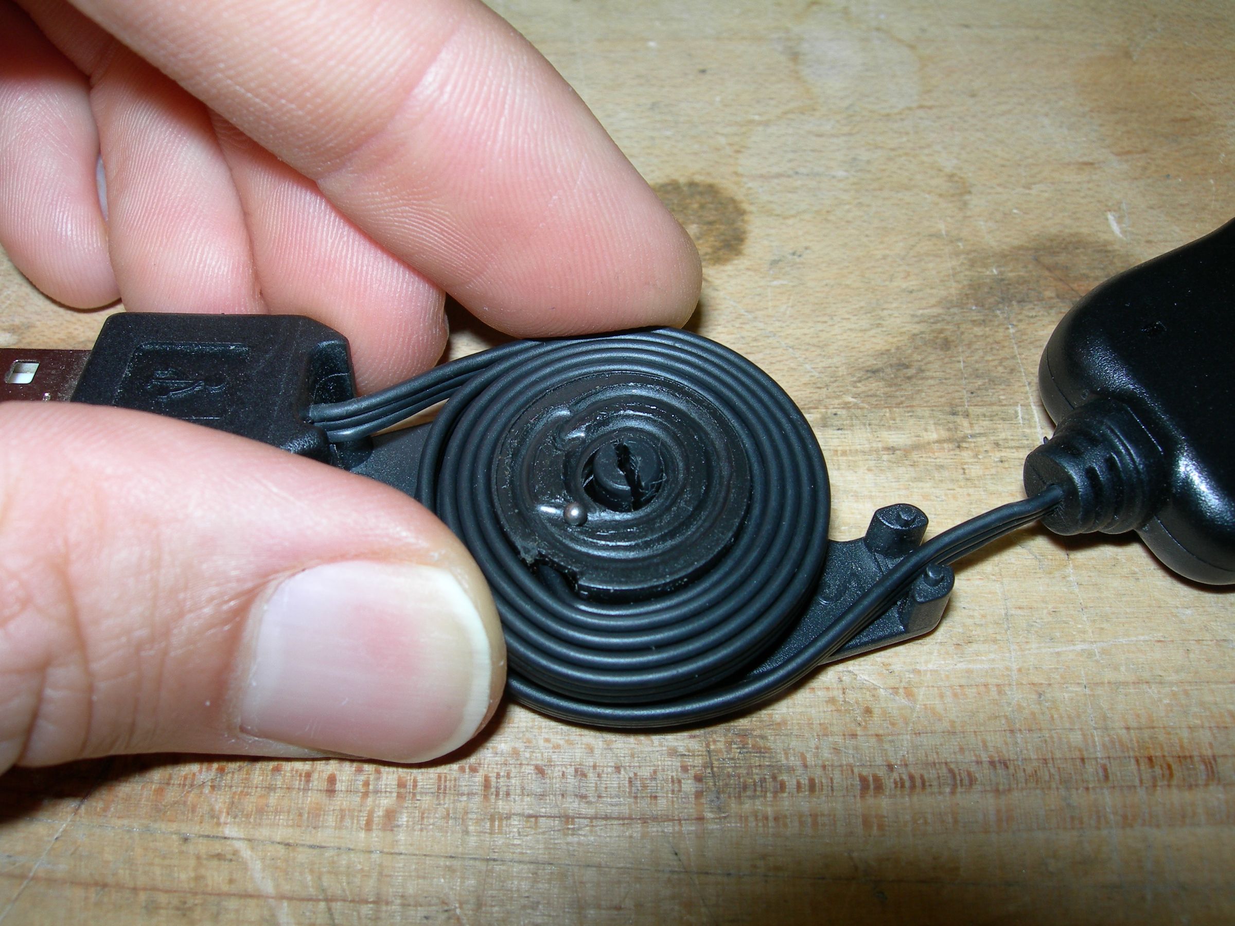 IRecoil IPhone Retractable Headphones 6 Steps (with Pictures