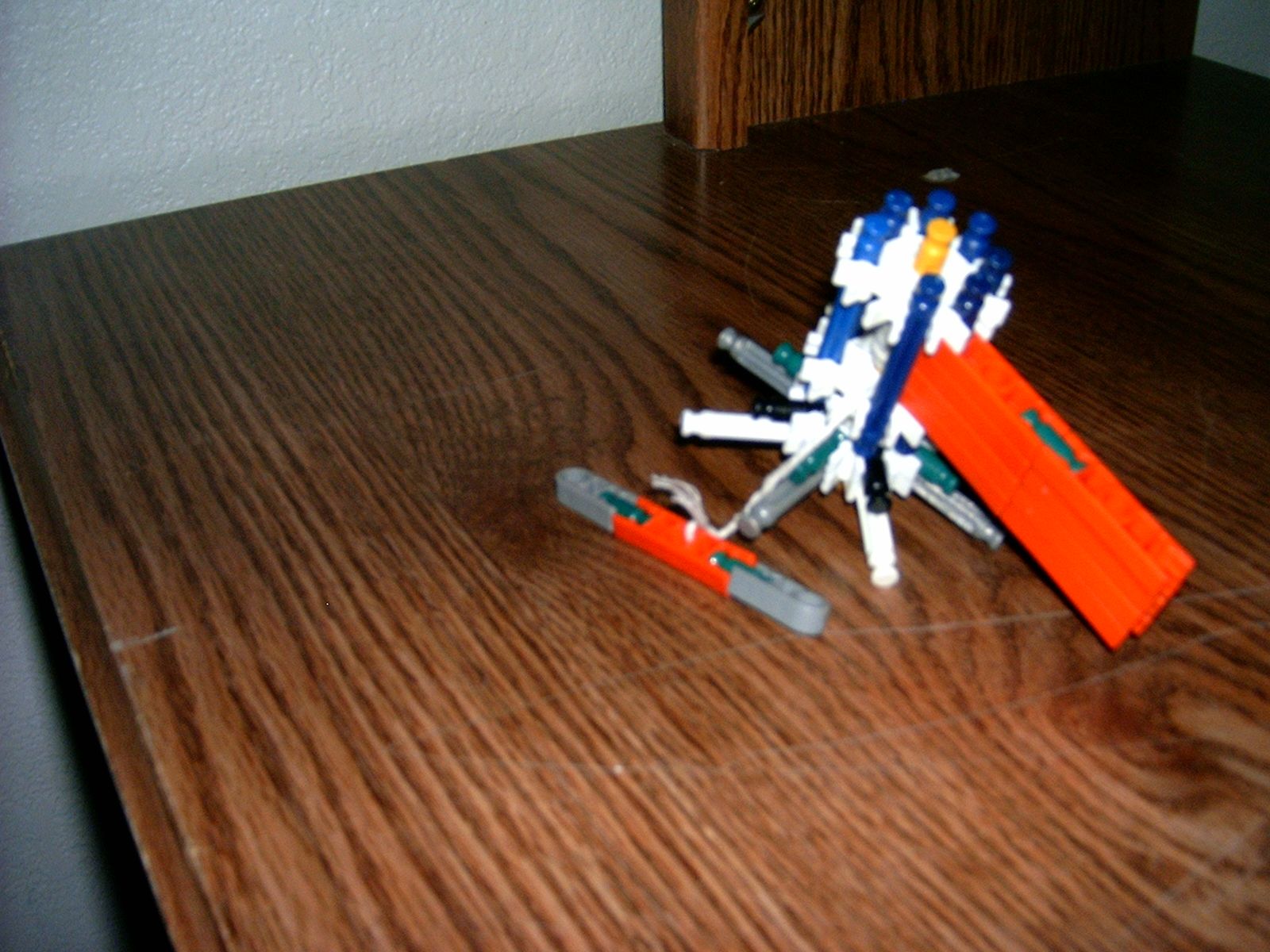 Knex Spinning Pull Top.