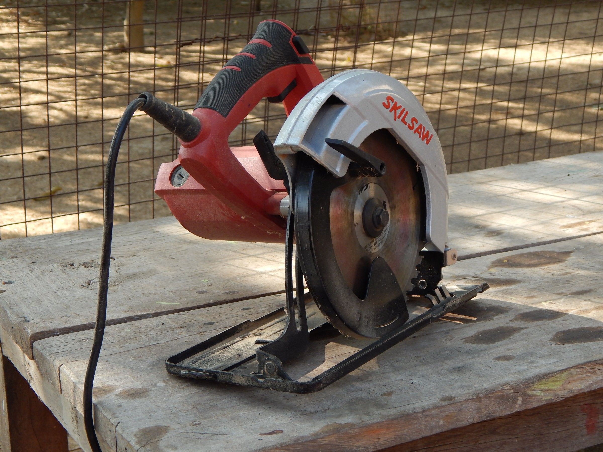 Bookshelf Speaker Bluetooth Speaker Build 7 Steps (with Pictures