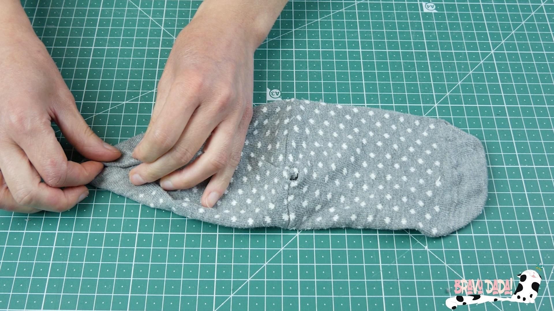 DIY How to Make a Cat Toy Out of Old Socks Old Clothes Reuse Ideas Bravo Dada! Sewing