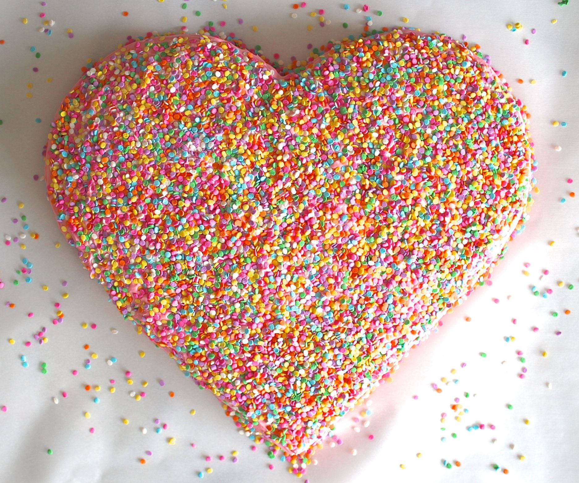 How to Make a Heart Cake