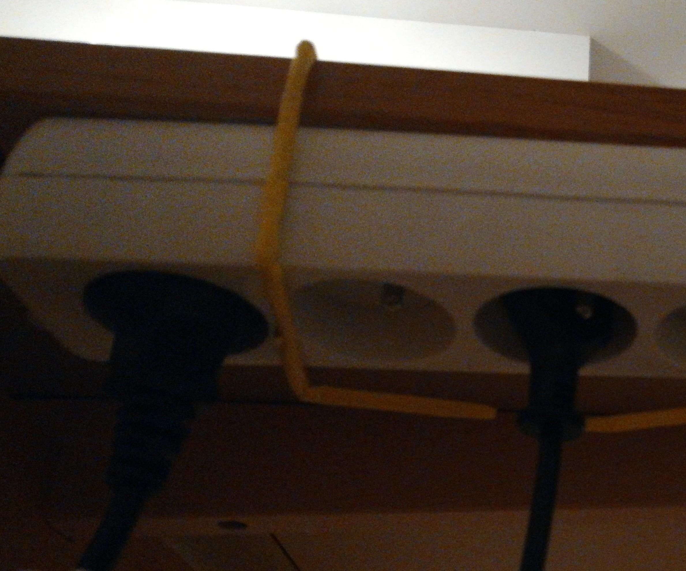 Outlet Holder