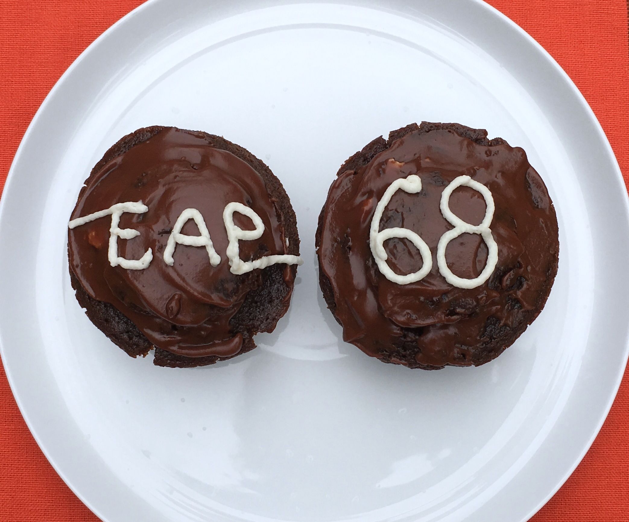 Chocolate Cream Cupcakes Aka Copycat Ding Dongs/Ring Dings