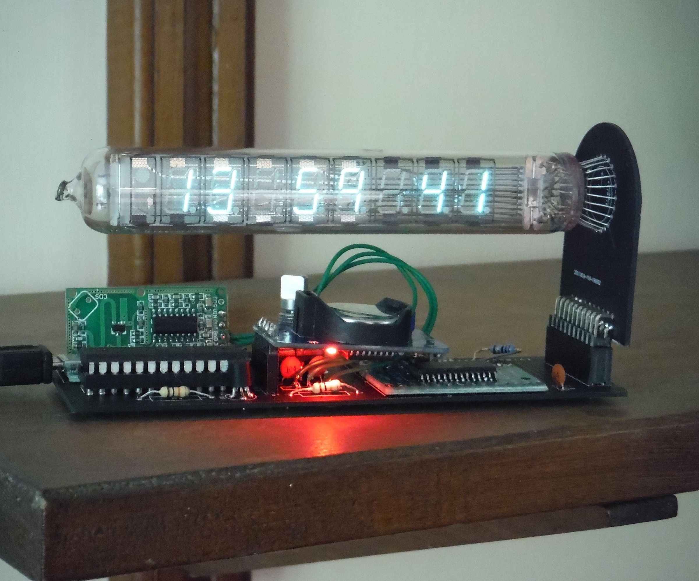 VFD Digital Clock With Low Component Count.