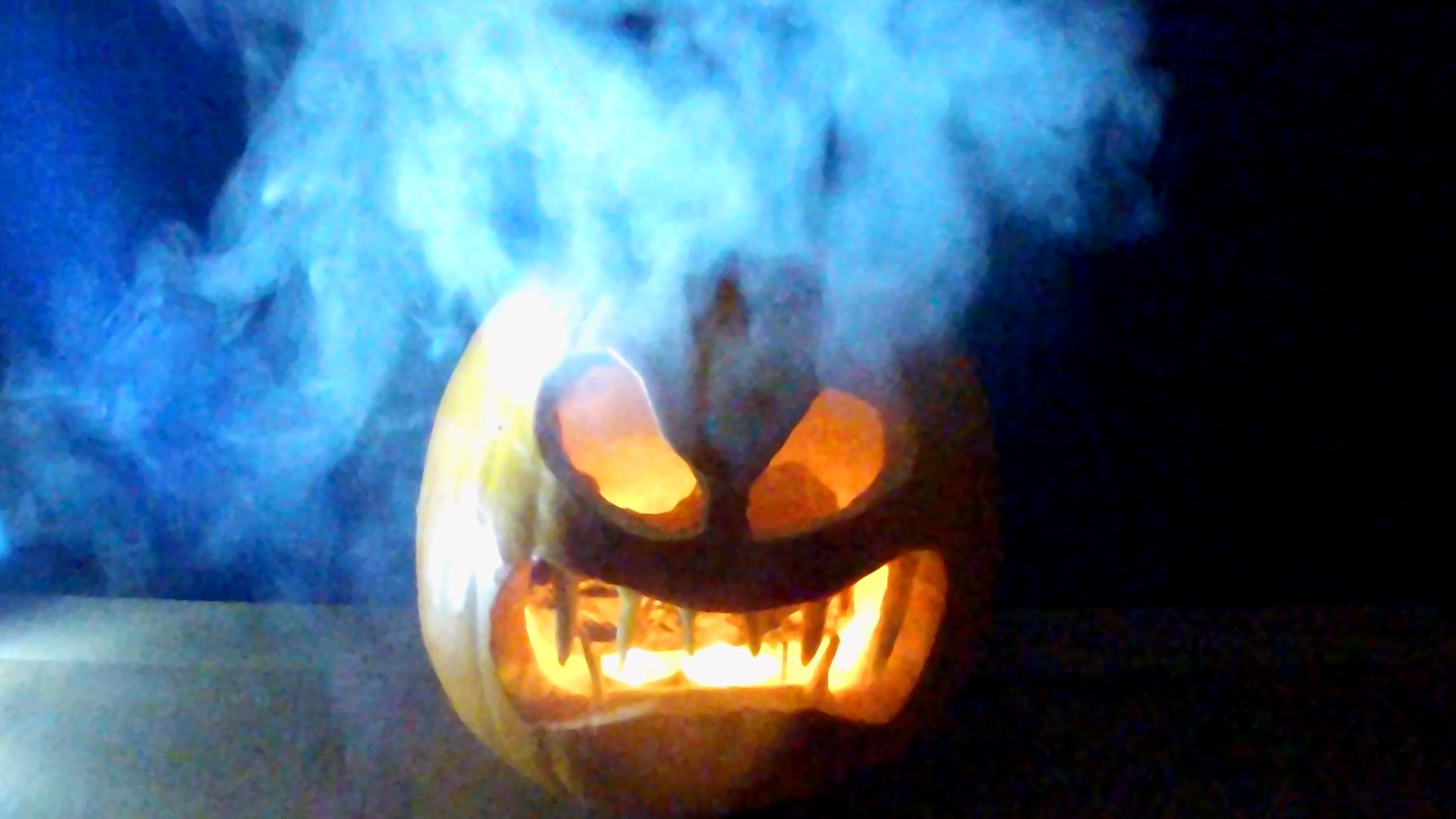 How to Make a Smoking Pumpkin