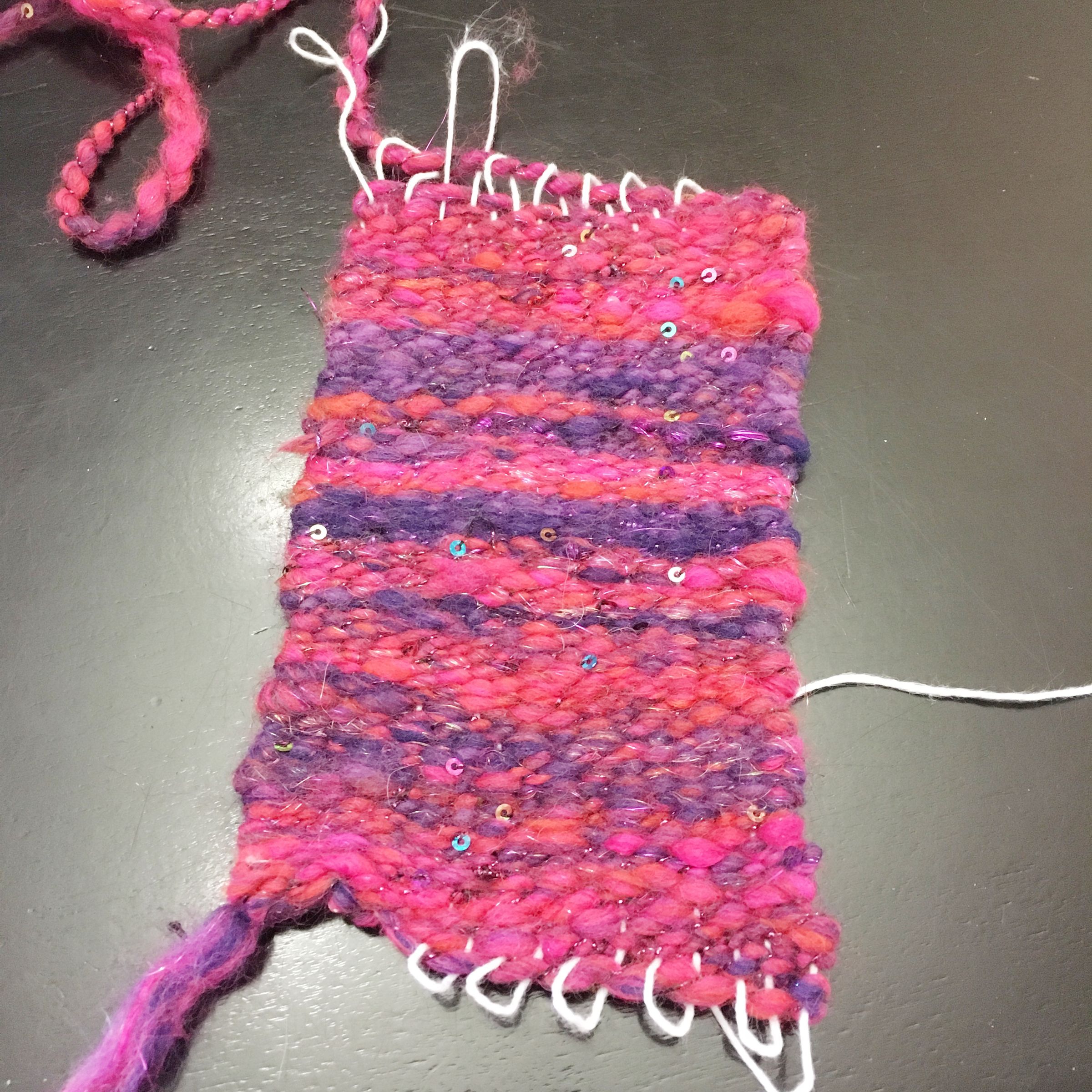 DIY Loom & Weaving : 8 Steps (with Pictures) - Instructables