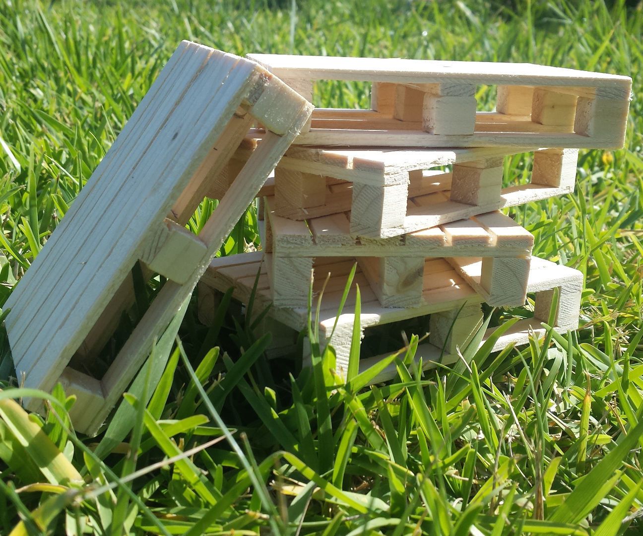 DIY Mini Pallet Drink Coasters