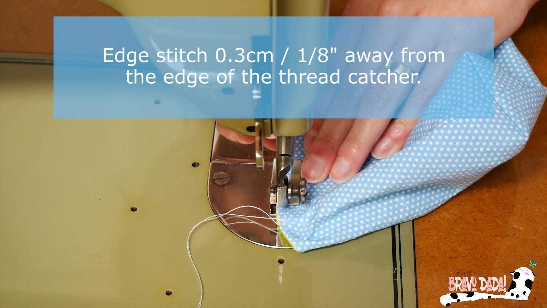 DIY How to Make a Quilted Sewing Machine Mat With Pockets and Thread