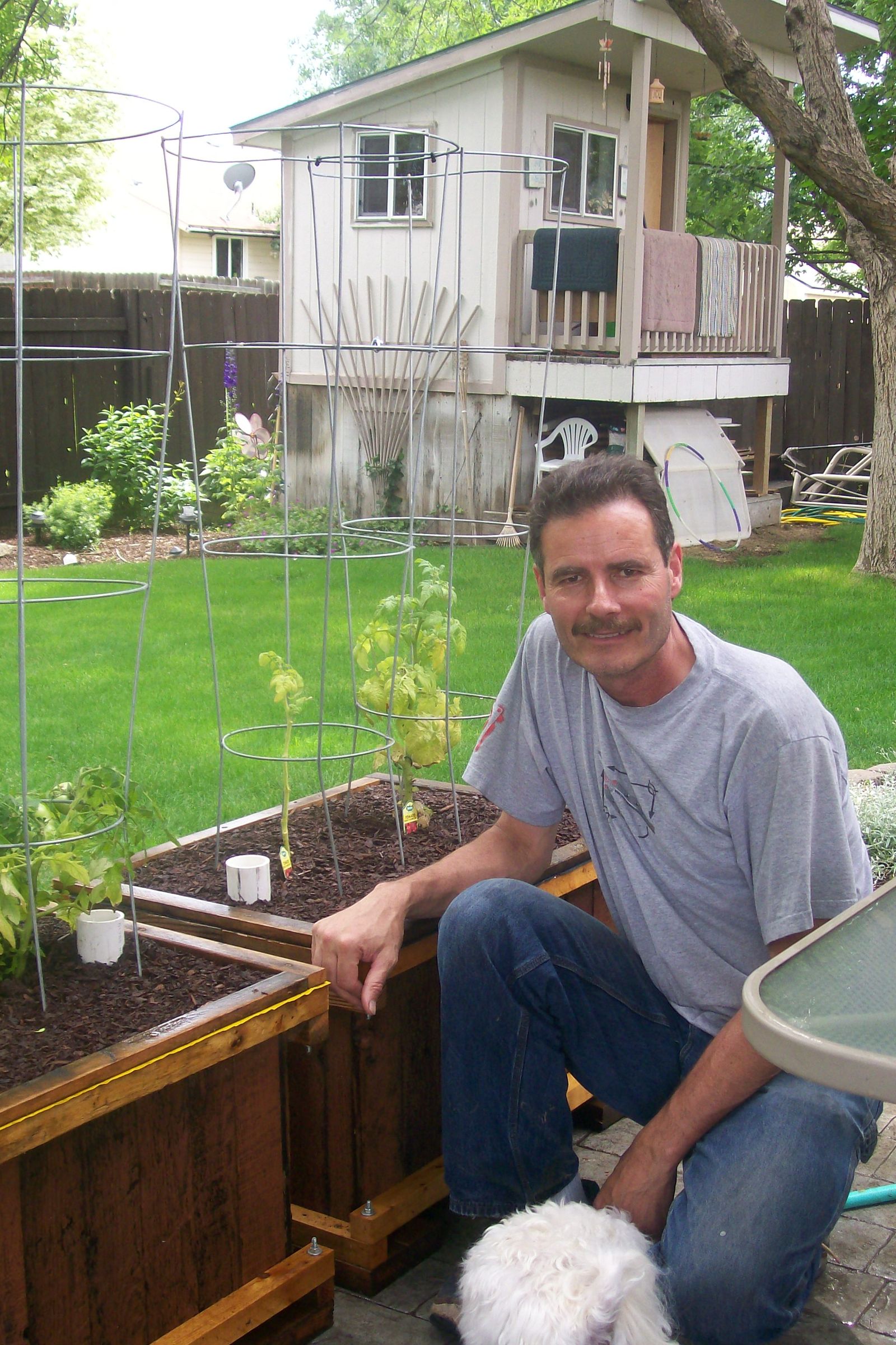 How to Build Your Own Growing Containers